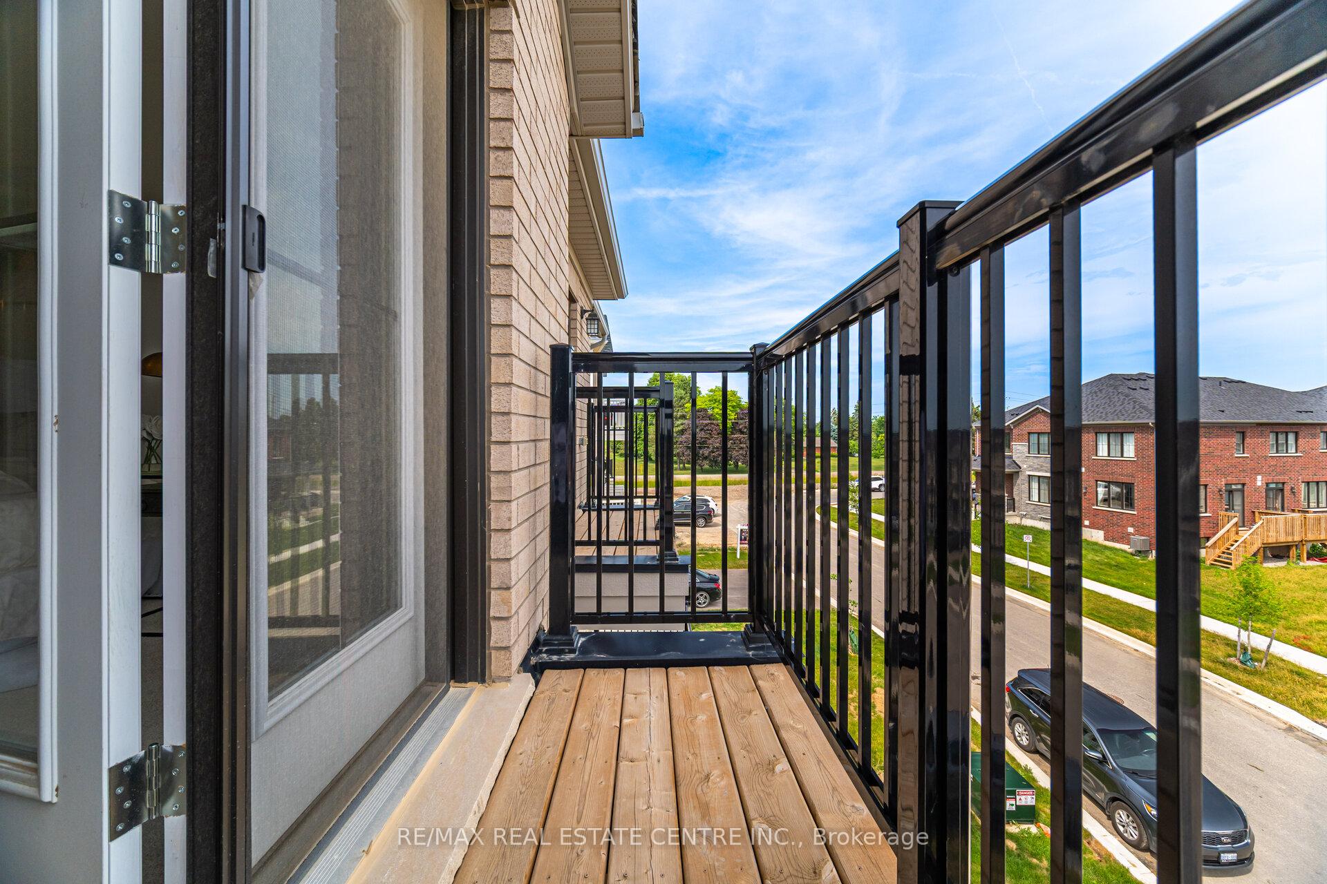 Photo 44 of 33 Granville Crescent, Haldimand — HOMEH