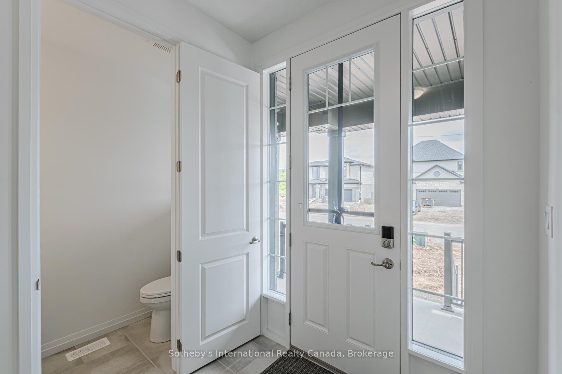 Photo 27 of 74 Ralph Newbrooke Circle, Brant, Paris — HOMEH