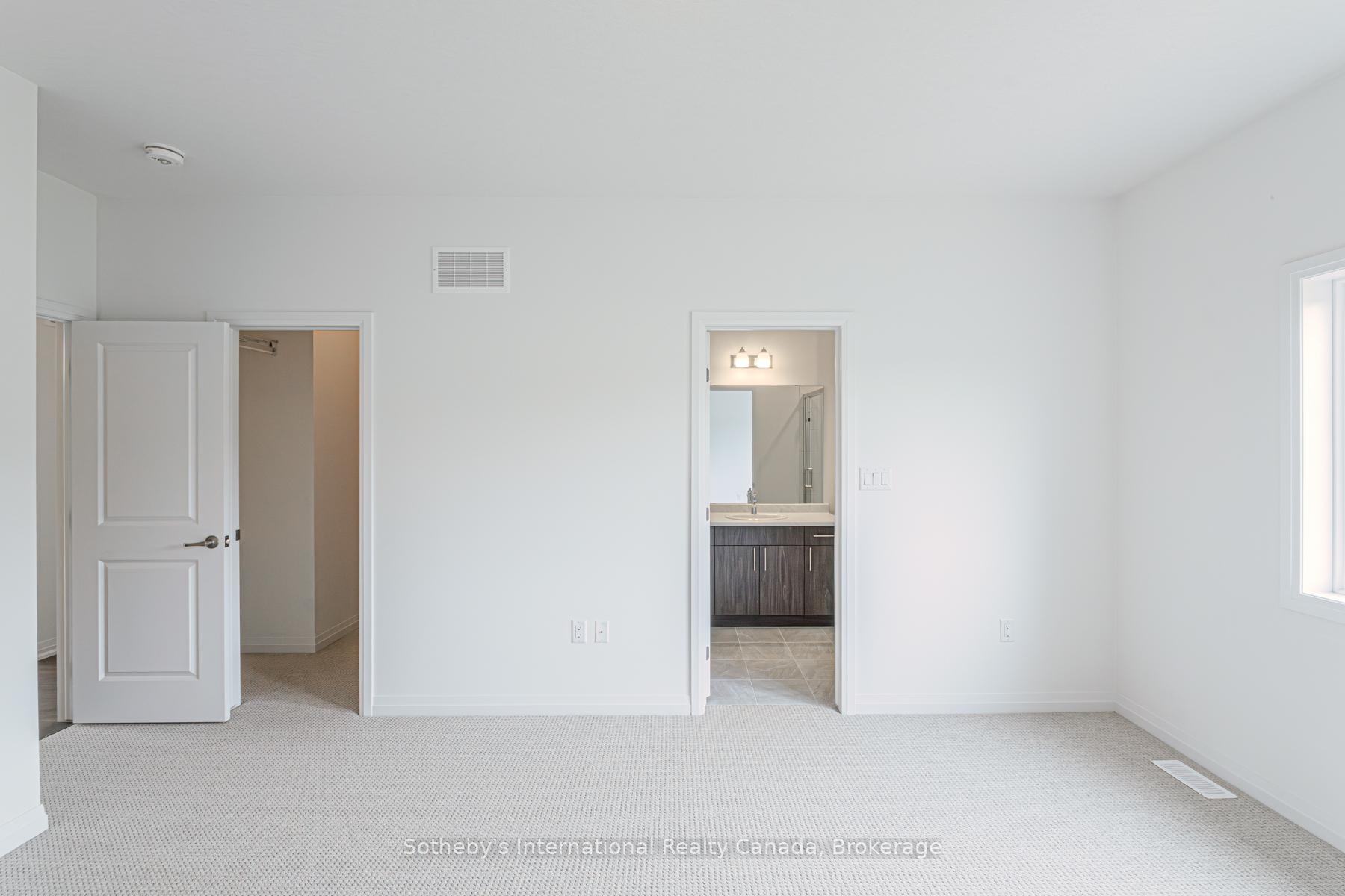 Photo 20 of 74 Ralph Newbrooke Circle, Brant, Paris — HOMEH