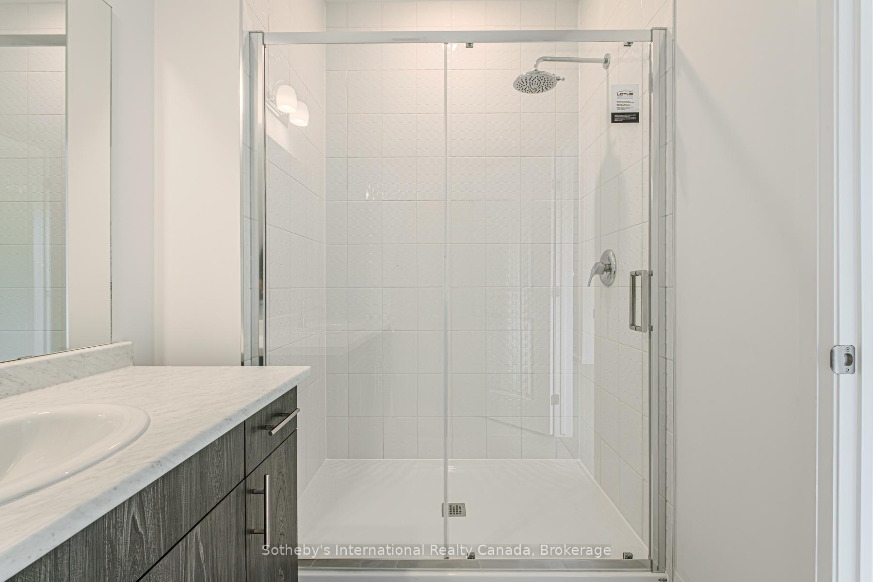 Photo 28 of 74 Ralph Newbrooke Circle, Brant, Paris — HOMEH