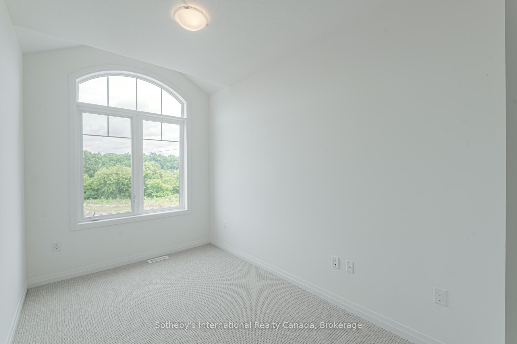 Photo 16 of 74 Ralph Newbrooke Circle, Brant, Paris — HOMEH
