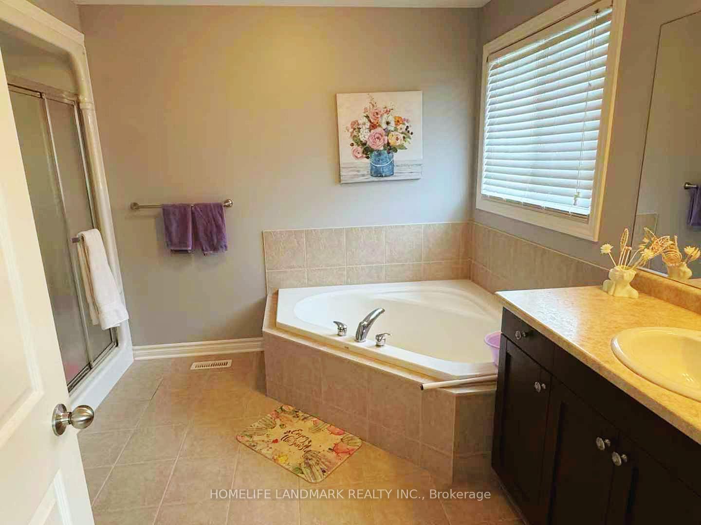 Photo 12 of 253 Meadowsweet Trail, London, North B — HOMEH