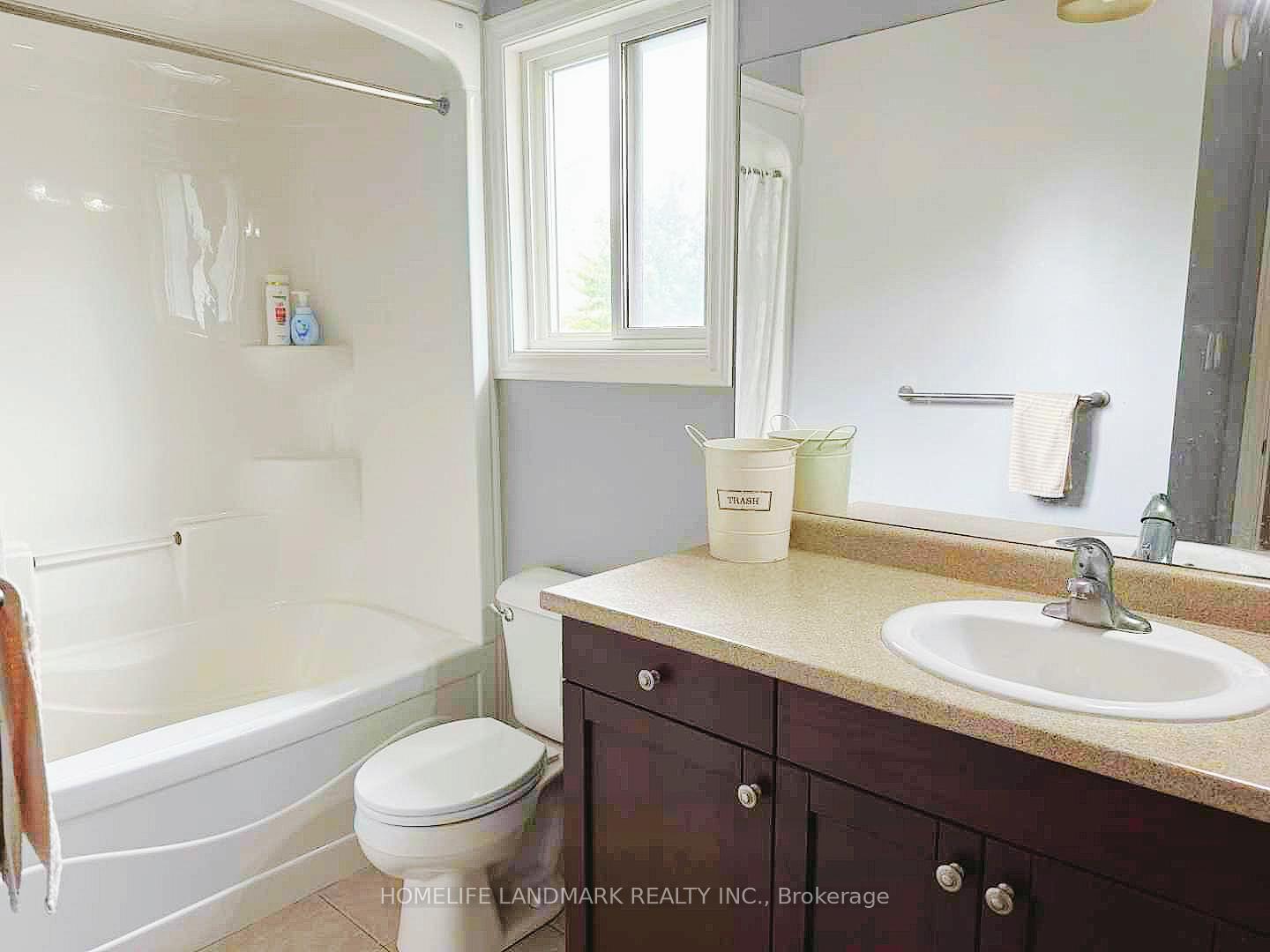 Photo 16 of 253 Meadowsweet Trail, London, North B — HOMEH