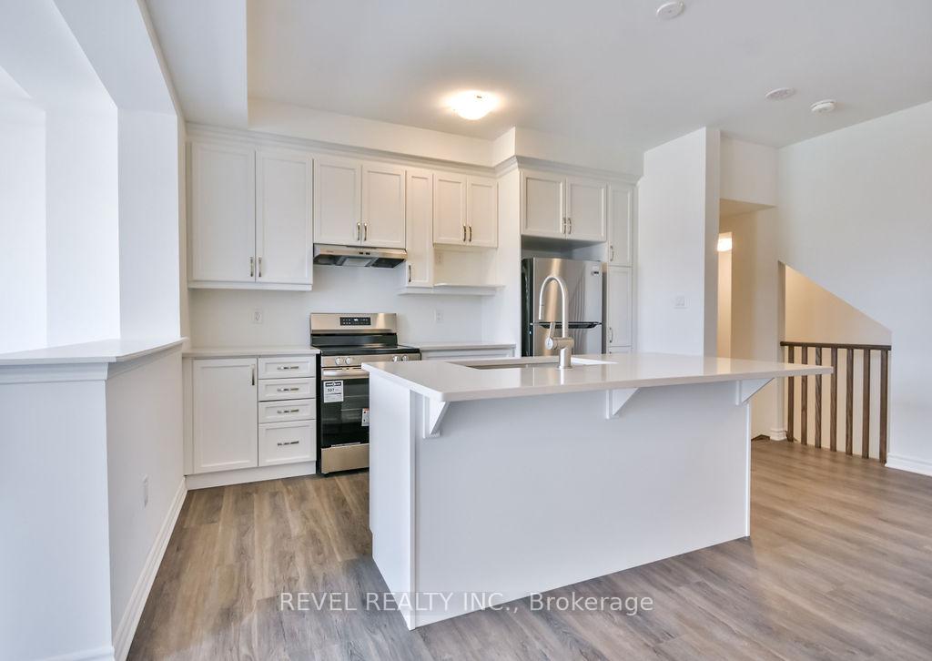 Photo 13 of 22 Ennerdale Street, Barrie, Rural Barrie Southwest — HOMEH