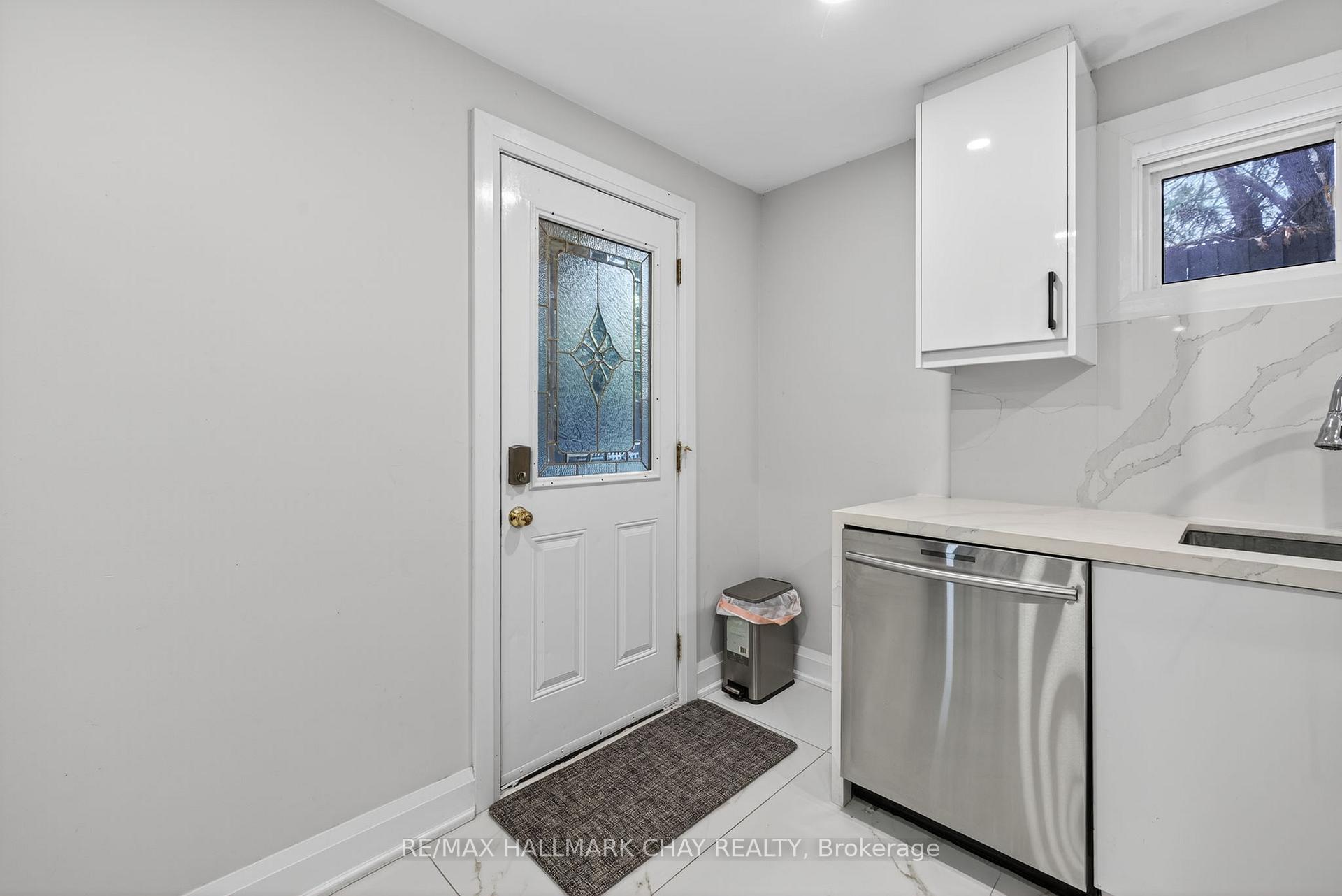 Photo 20 of Unit Lower, 10 Tribblings Crescent, Kitchener, Pioneer Park — HOMEH