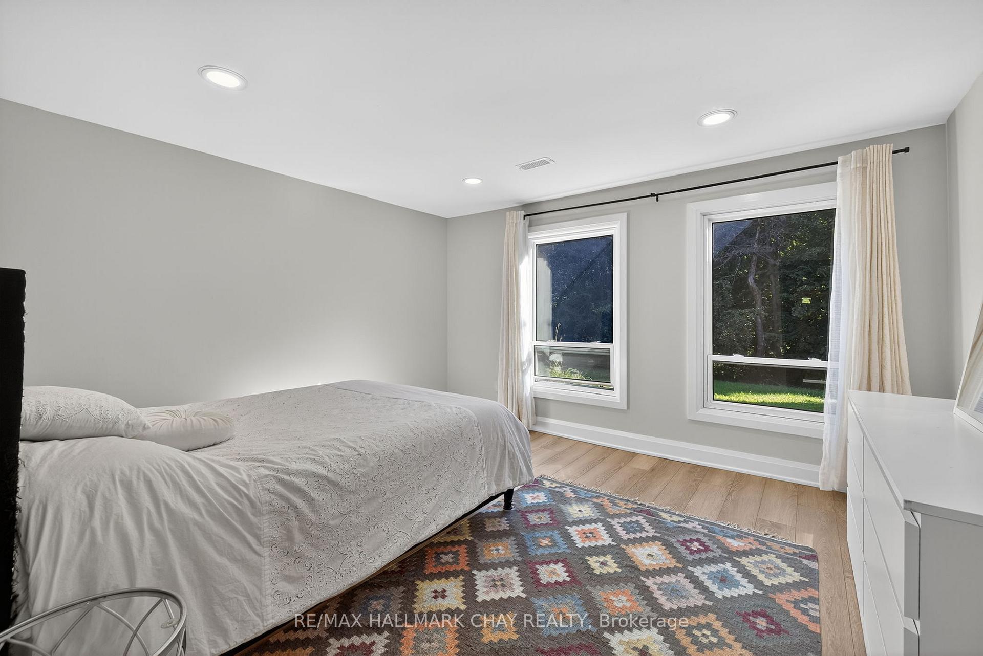 Photo 18 of Unit Lower, 10 Tribblings Crescent, Kitchener, Pioneer Park — HOMEH