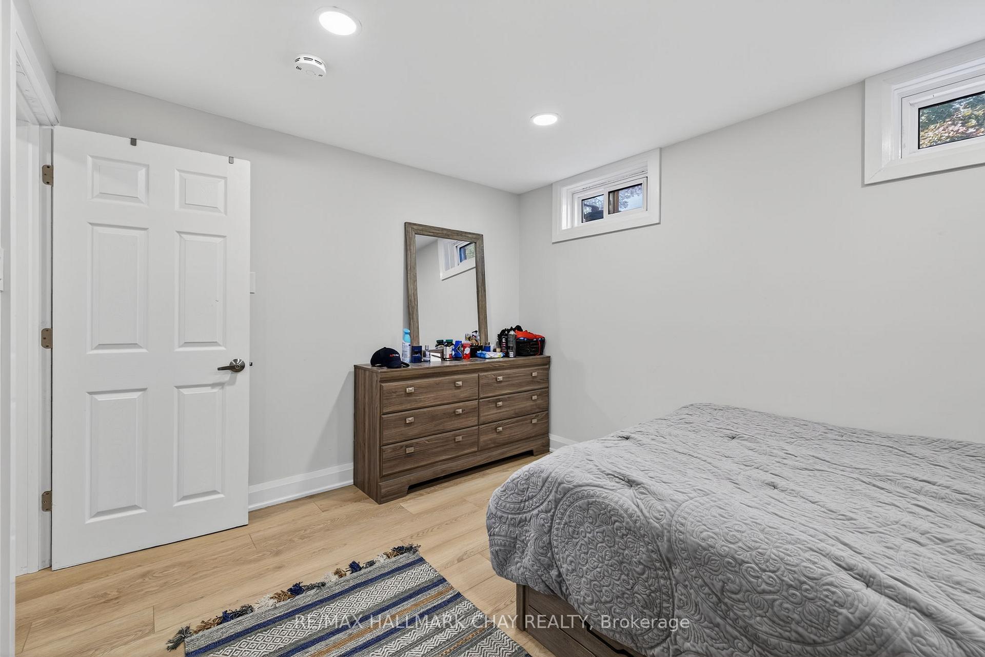 Photo 8 of Unit Lower, 10 Tribblings Crescent, Kitchener, Pioneer Park — HOMEH