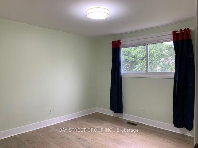 Photo 2 of Unit Suit A, 40 Henricks Road, Markham, Aileen-Willowbrook — HOMEH