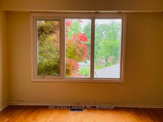Photo 5 of Unit Suit A, 40 Henricks Road, Markham, Aileen-Willowbrook — HOMEH