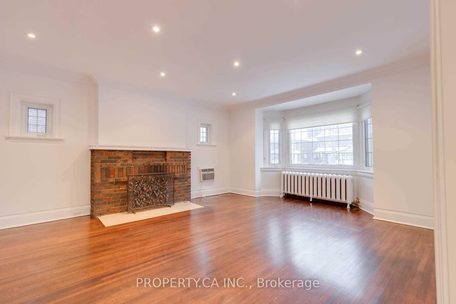 Photo 7 of Unit Main, 460 Oriole Parkway, Toronto, Yonge-Eglinton — HOMEH