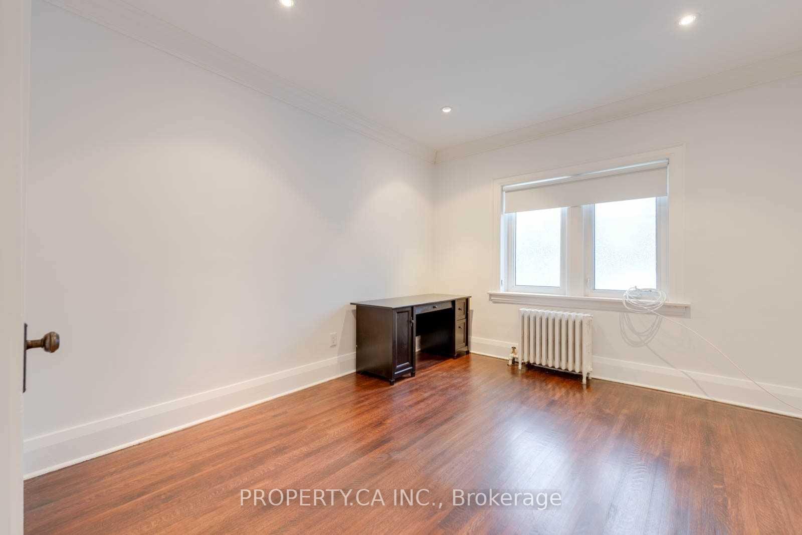 Photo 6 of Unit Main, 460 Oriole Parkway, Toronto, Yonge-Eglinton — HOMEH