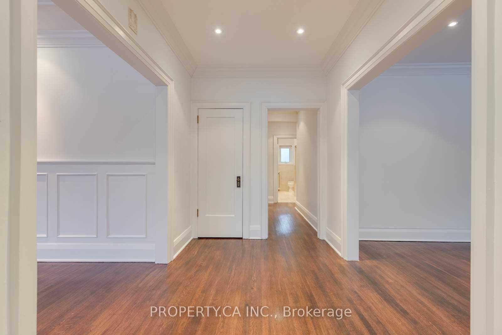 Photo 15 of Unit Main, 460 Oriole Parkway, Toronto, Yonge-Eglinton — HOMEH