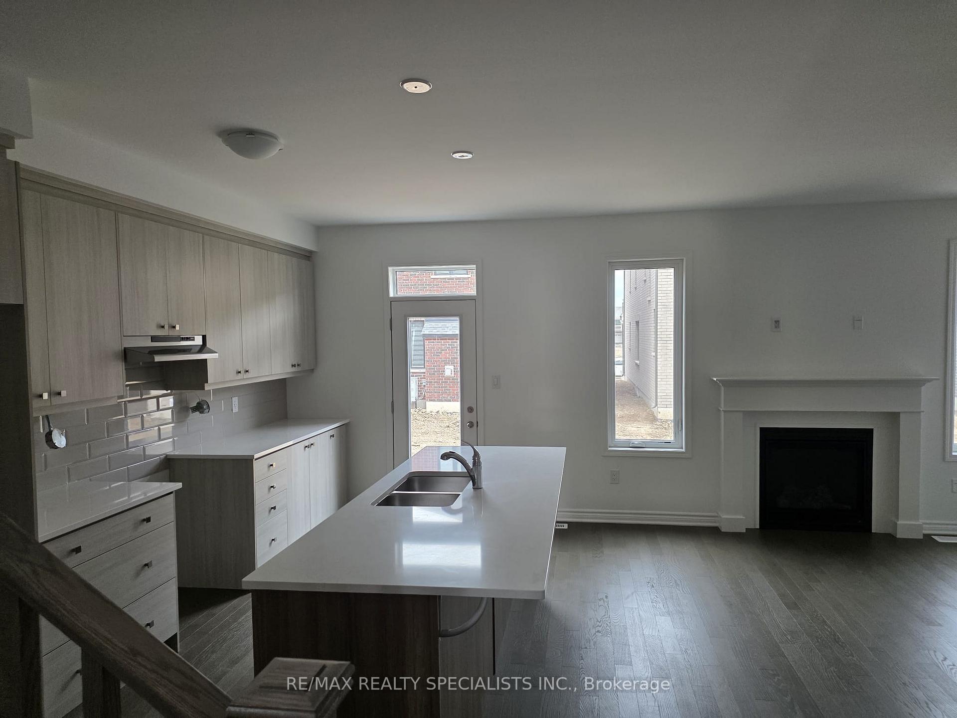 Photo 17 of 1532 Rothbury Crescent, Milton, Bowes — HOMEH