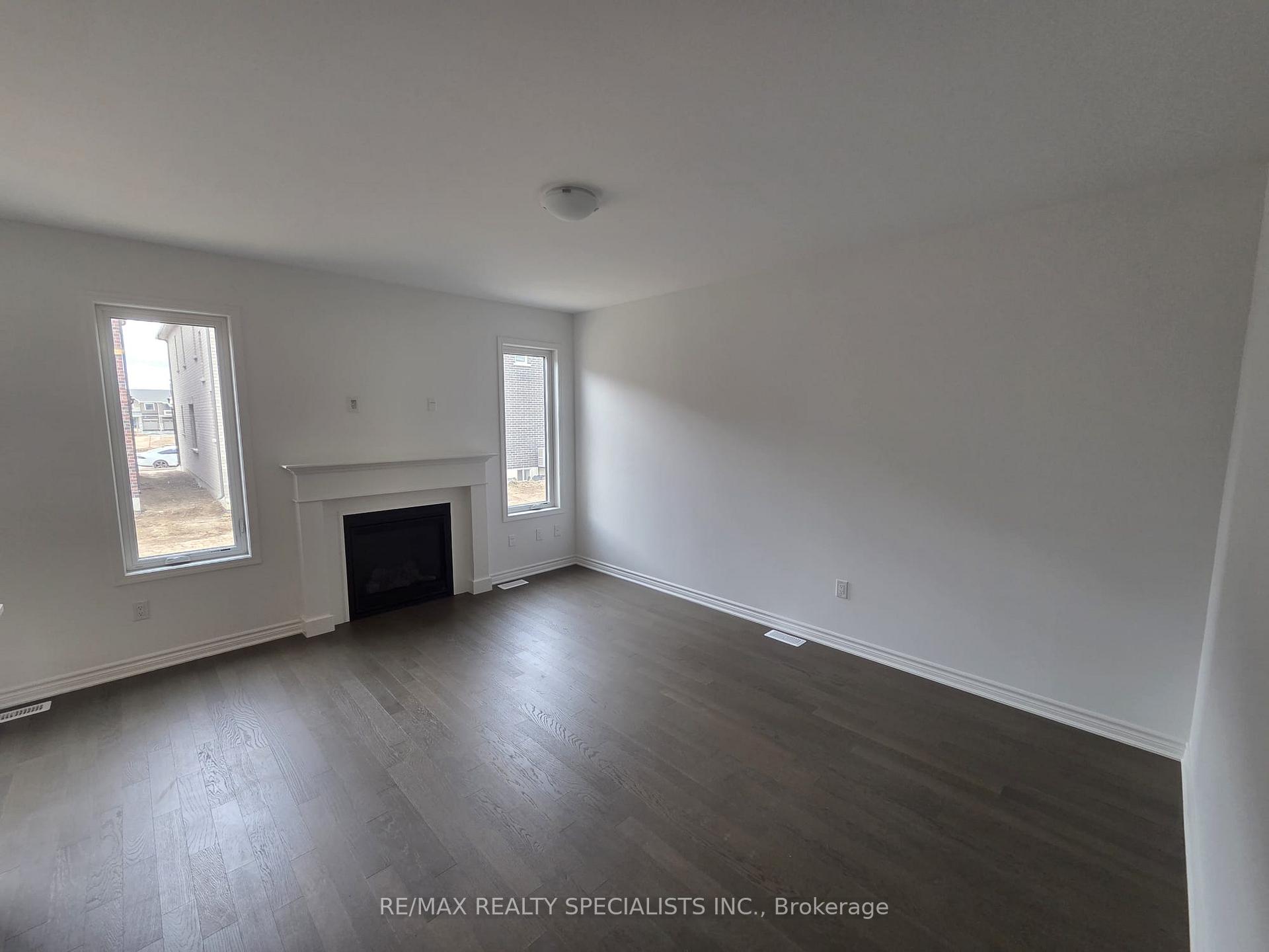 Photo 2 of 1532 Rothbury Crescent, Milton, Bowes — HOMEH