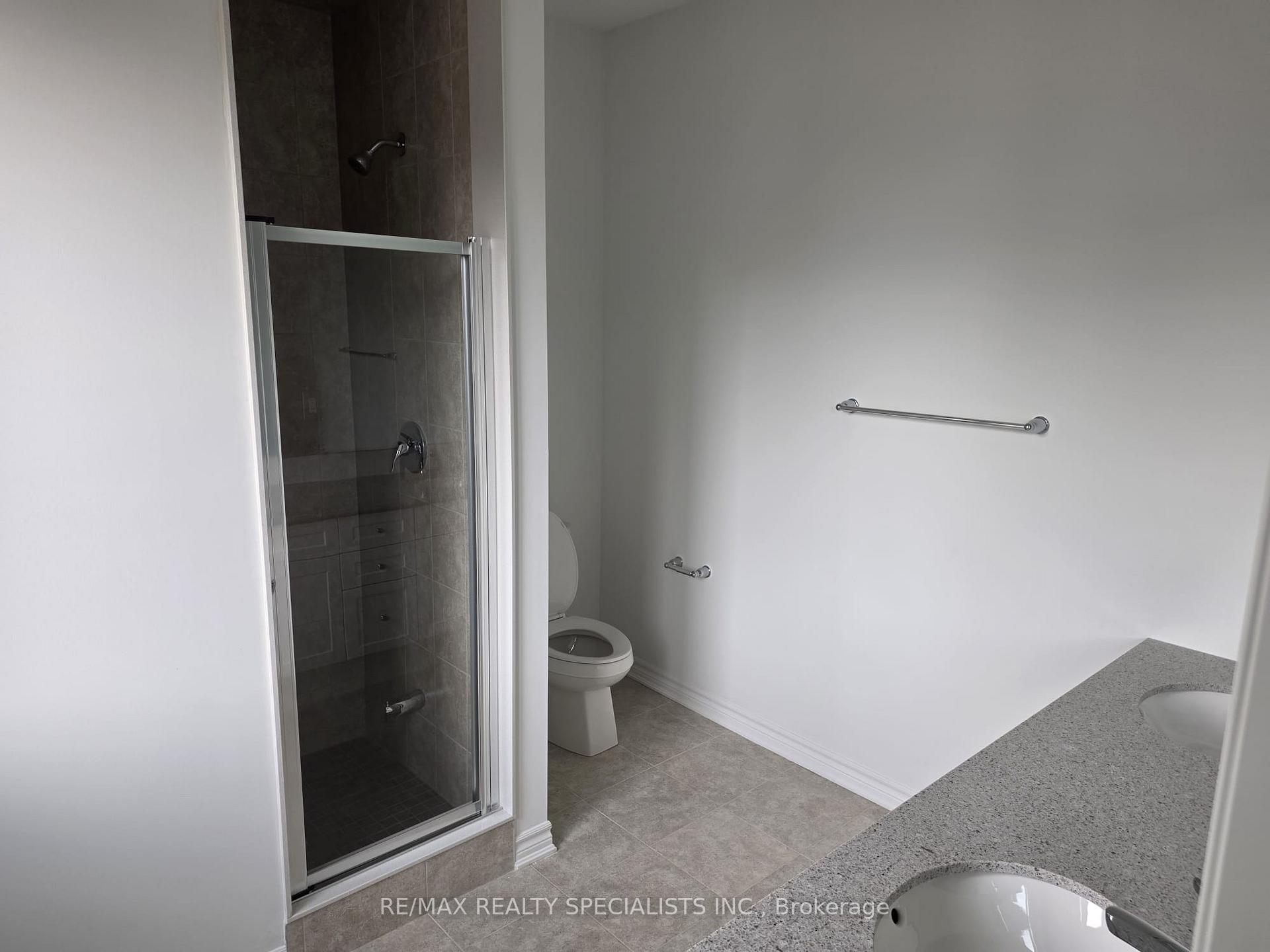 Photo 16 of 1532 Rothbury Crescent, Milton, Bowes — HOMEH