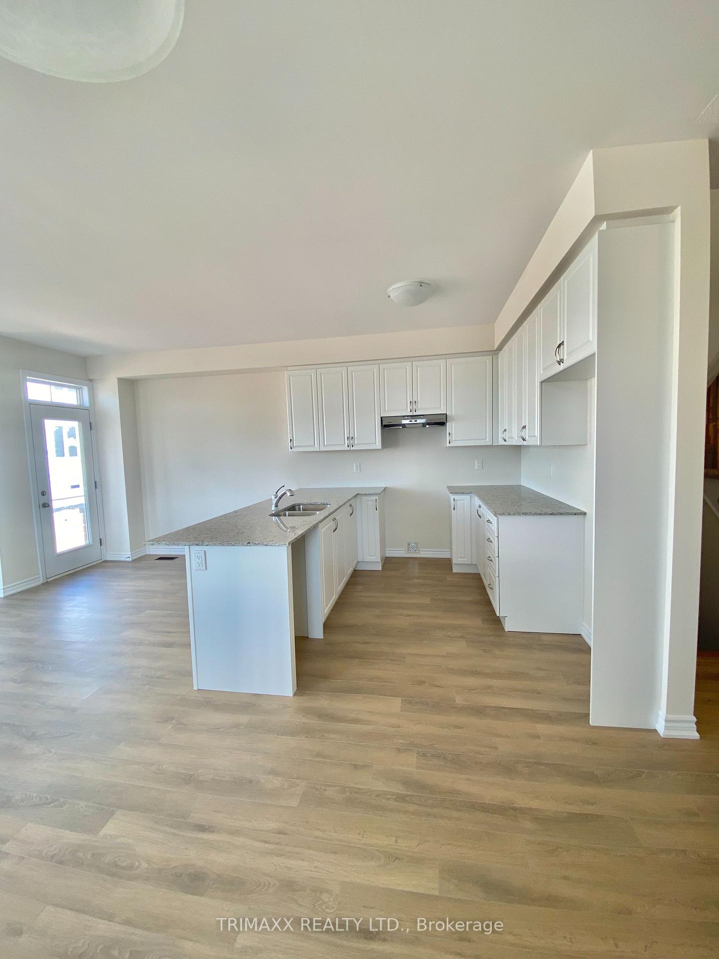 Photo 2 of 164 Mcgill Avenue, Kitchener, Mill Courtland Woodside Park — HOMEH