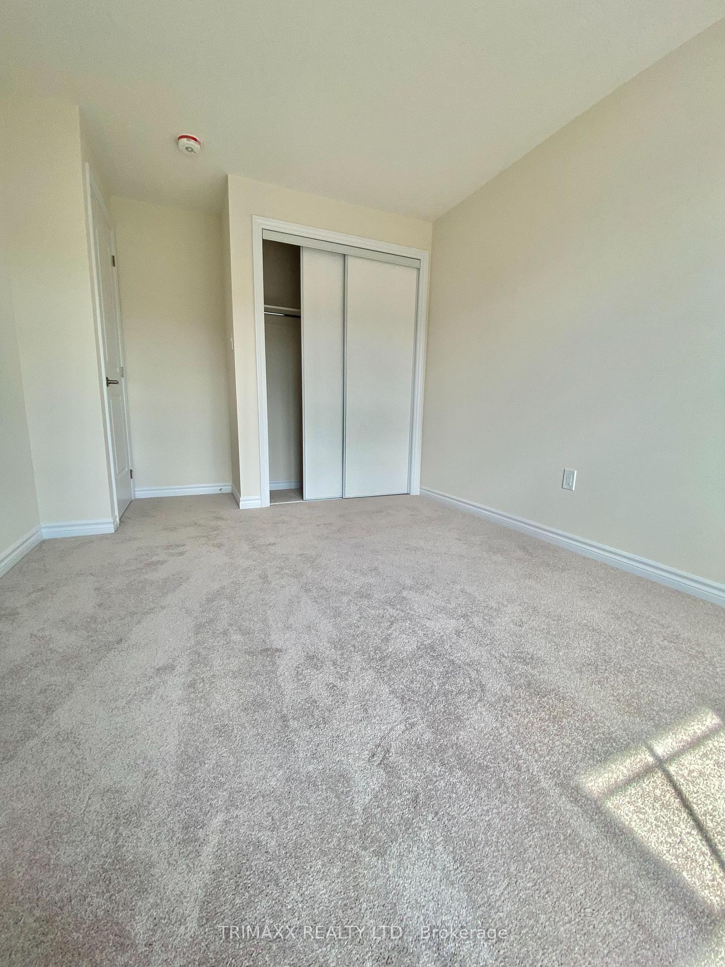 Photo 18 of 164 Mcgill Avenue, Kitchener, Mill Courtland Woodside Park — HOMEH