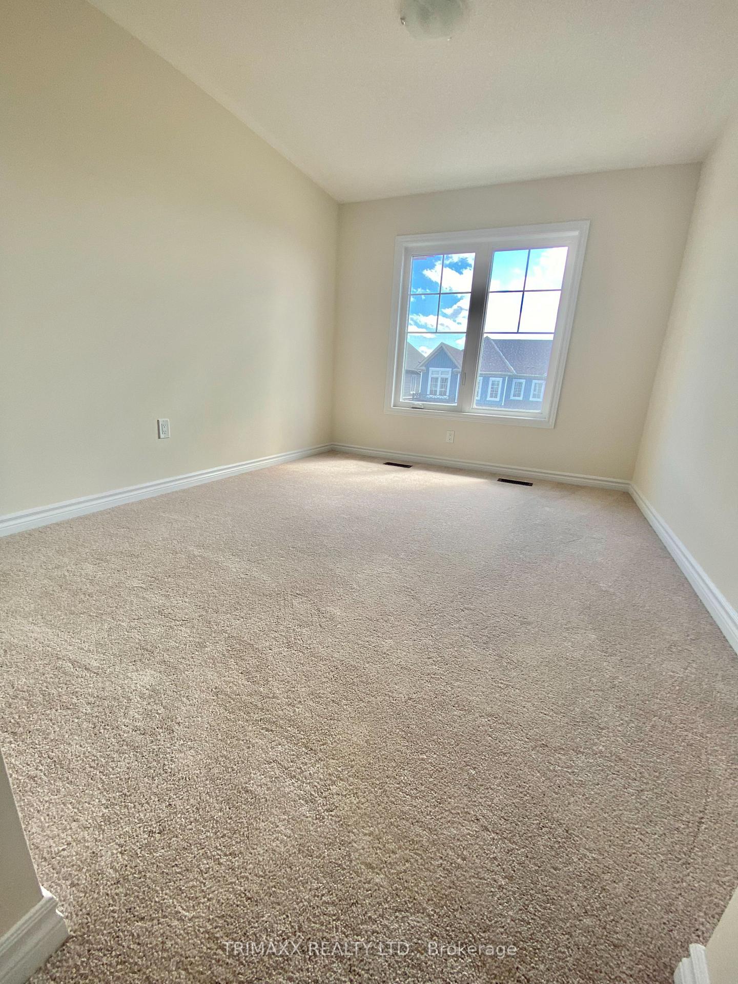 Photo 22 of 164 Mcgill Avenue, Kitchener, Mill Courtland Woodside Park — HOMEH