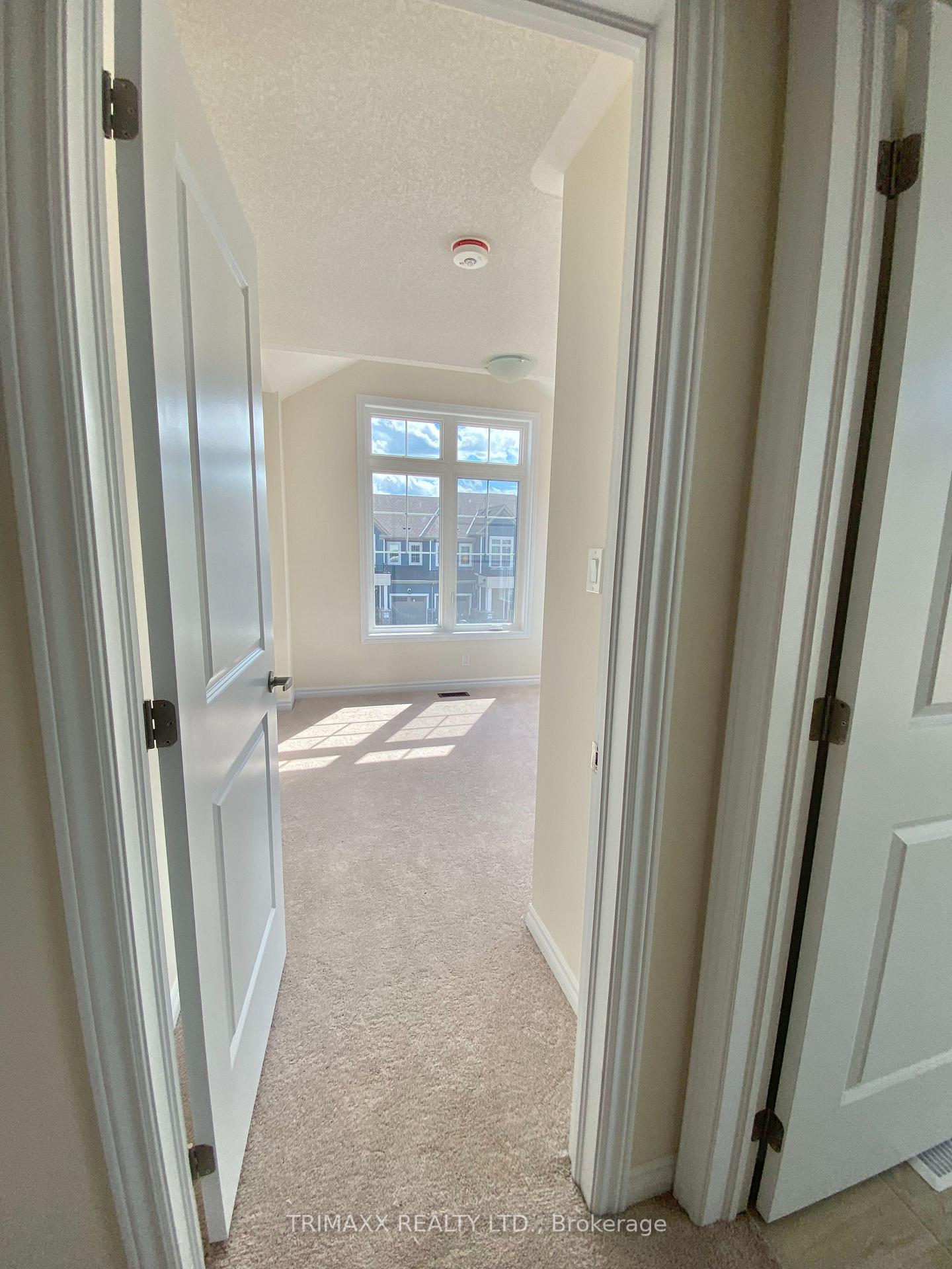 Photo 17 of 164 Mcgill Avenue, Kitchener, Mill Courtland Woodside Park — HOMEH
