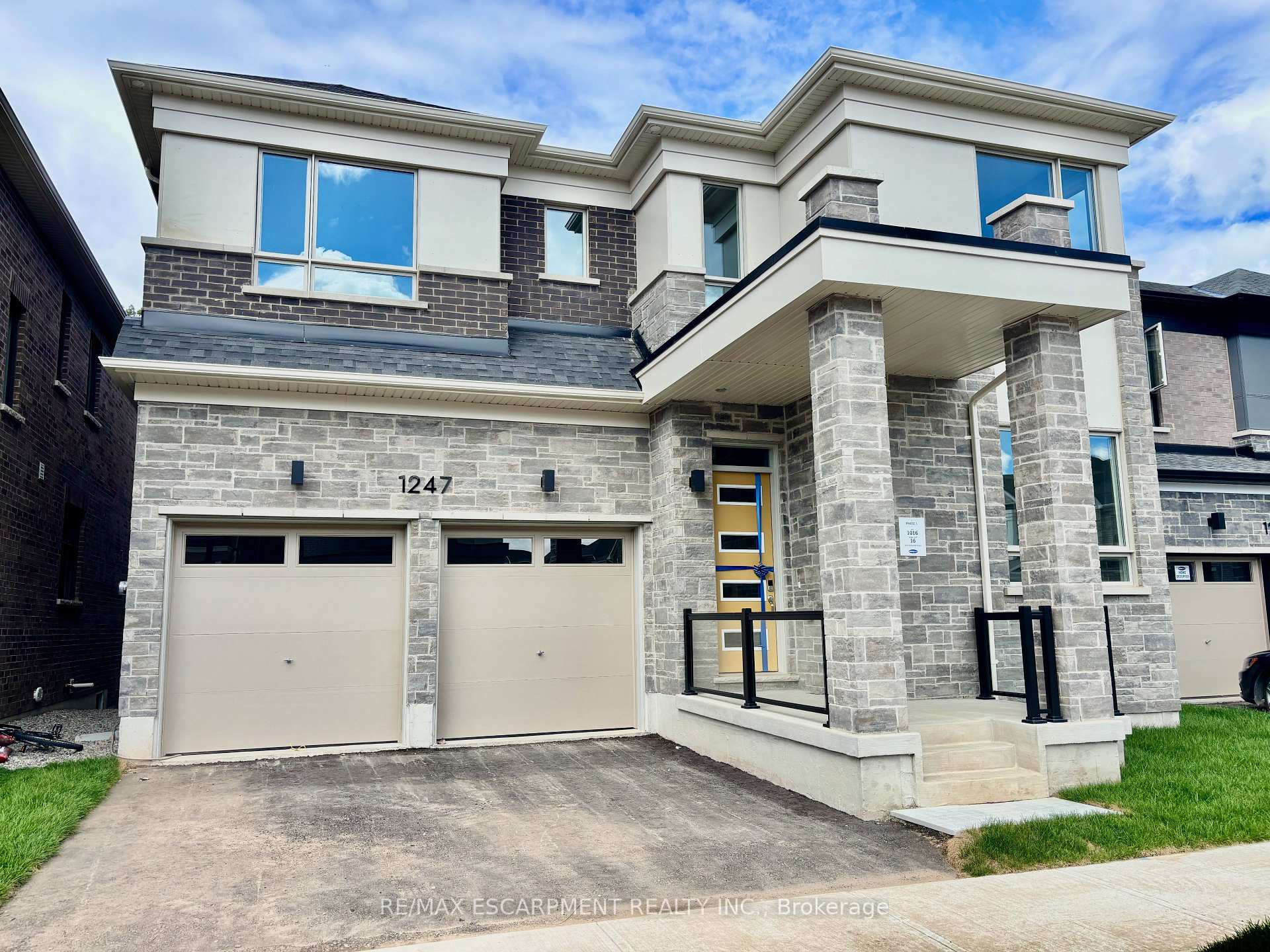 Photo 1 of 1247 Stirling Todd Terrace, Milton, Beaty — HOMEH
