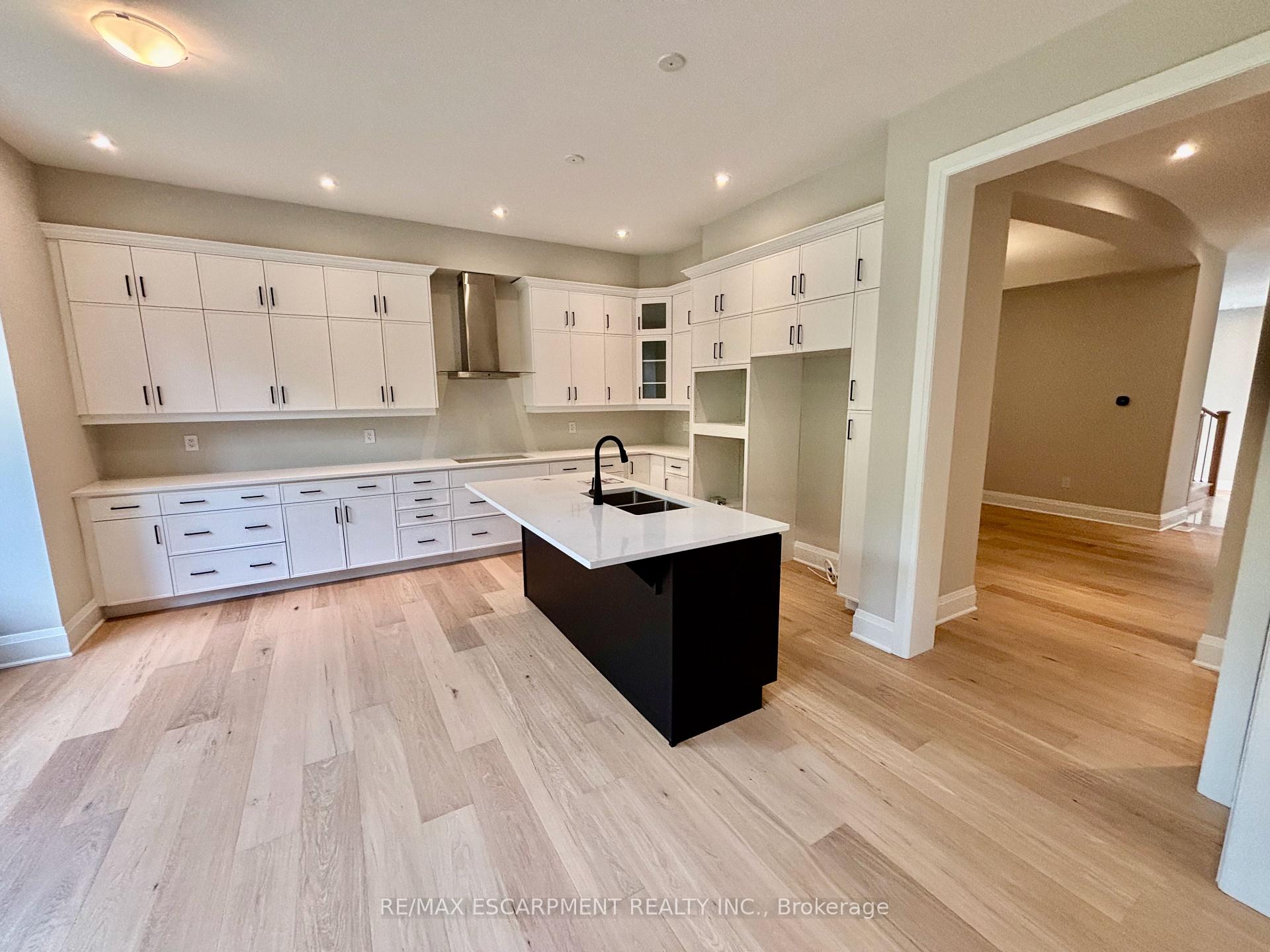 Photo 8 of 1247 Stirling Todd Terrace, Milton, Beaty — HOMEH