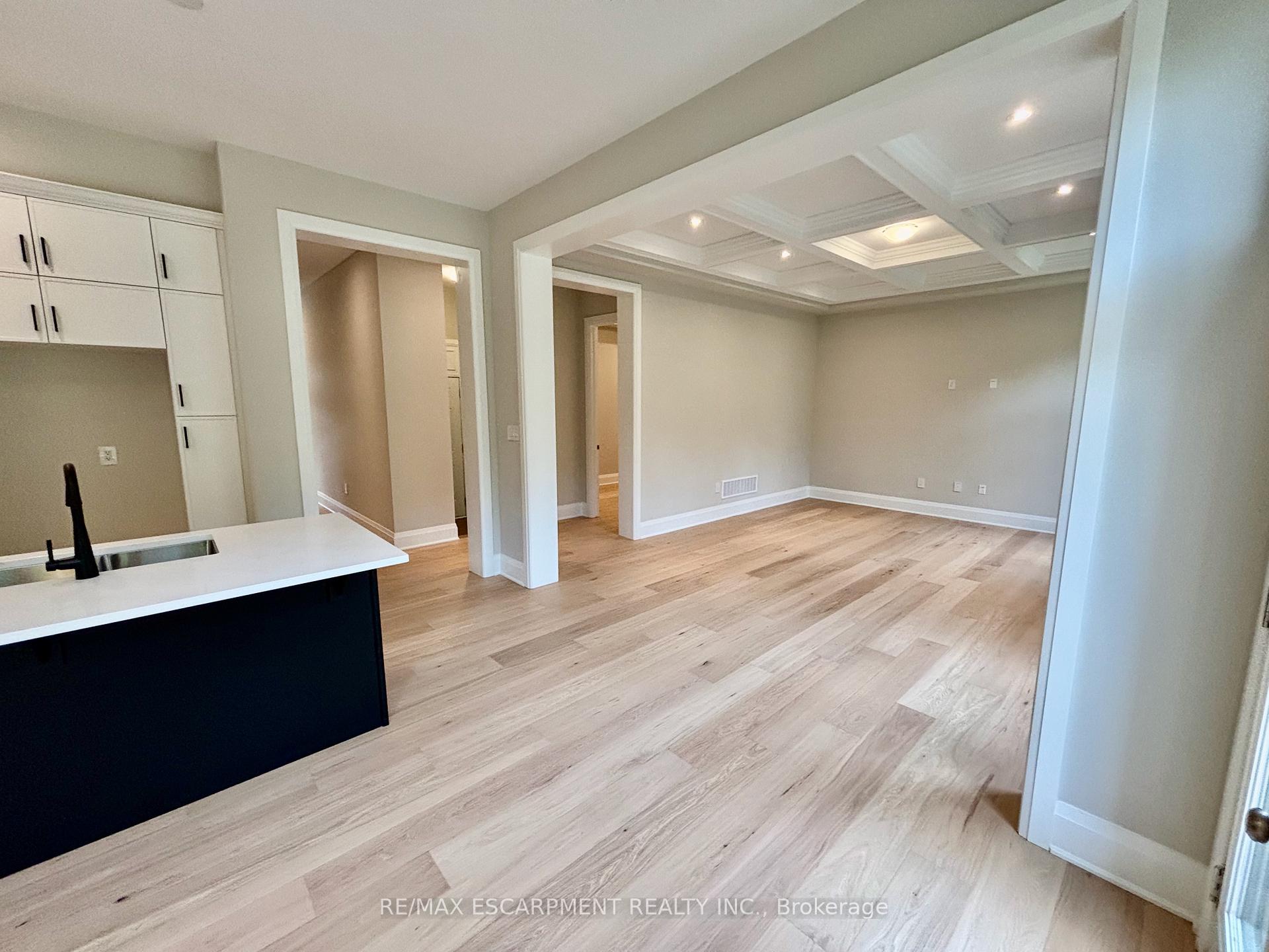Photo 13 of 1247 Stirling Todd Terrace, Milton, Beaty — HOMEH