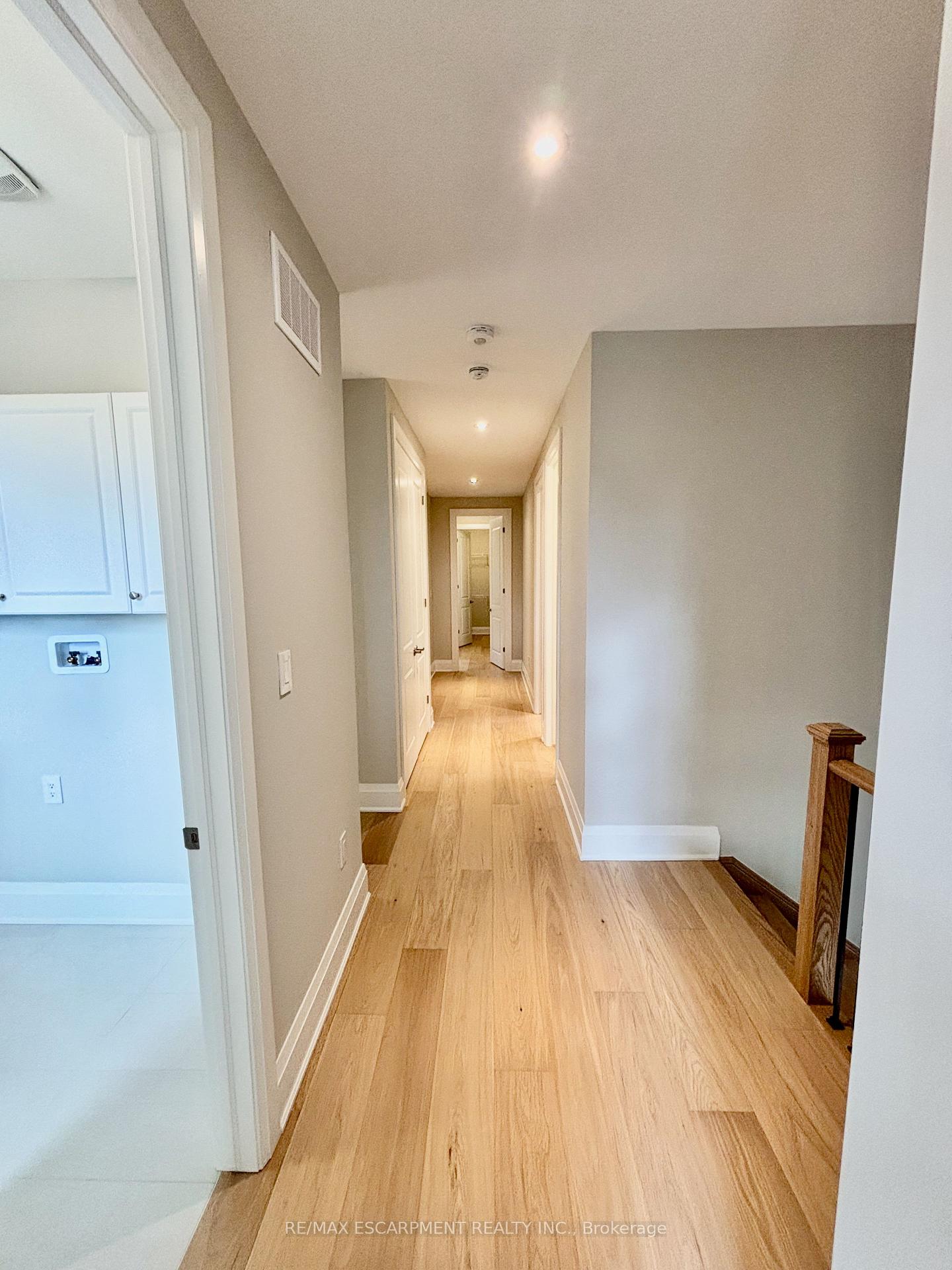 Photo 14 of 1247 Stirling Todd Terrace, Milton, Beaty — HOMEH