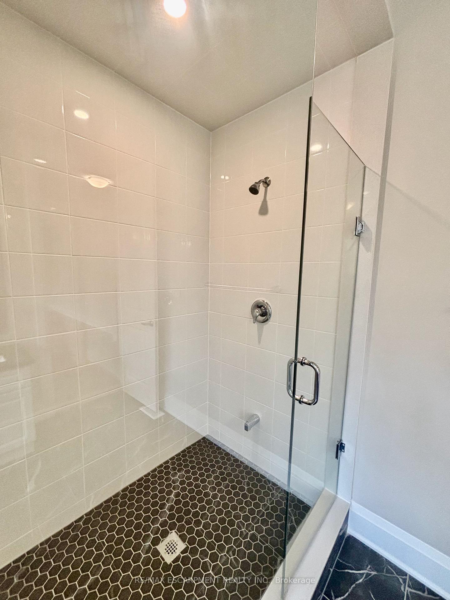 Photo 37 of 1247 Stirling Todd Terrace, Milton, Beaty — HOMEH