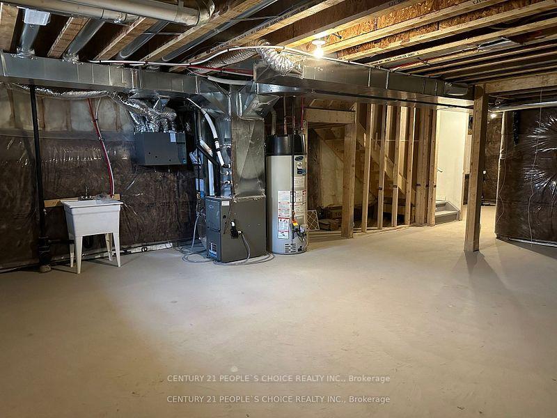 Photo 16 of 91 Granville Crescent, Haldimand — HOMEH