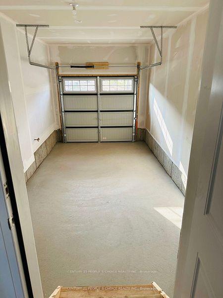 Photo 15 of 91 Granville Crescent, Haldimand — HOMEH