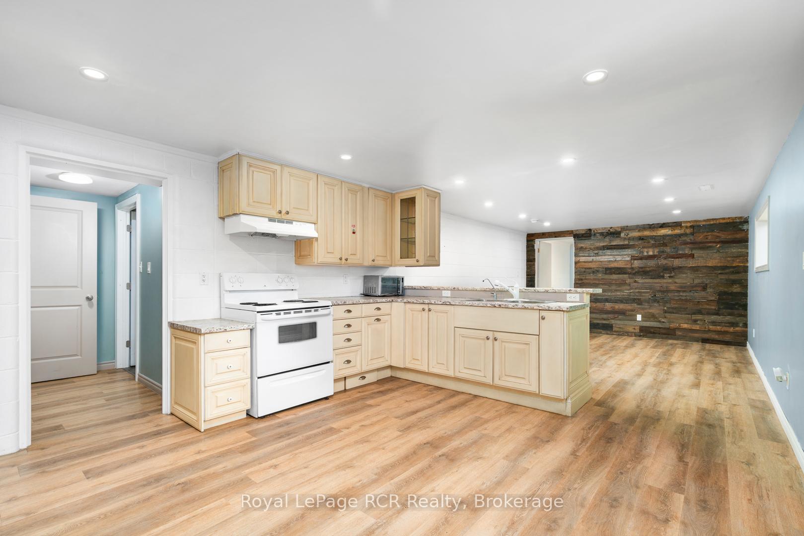 Photo 22 of 170 7th Street, Hanover — HOMEH
