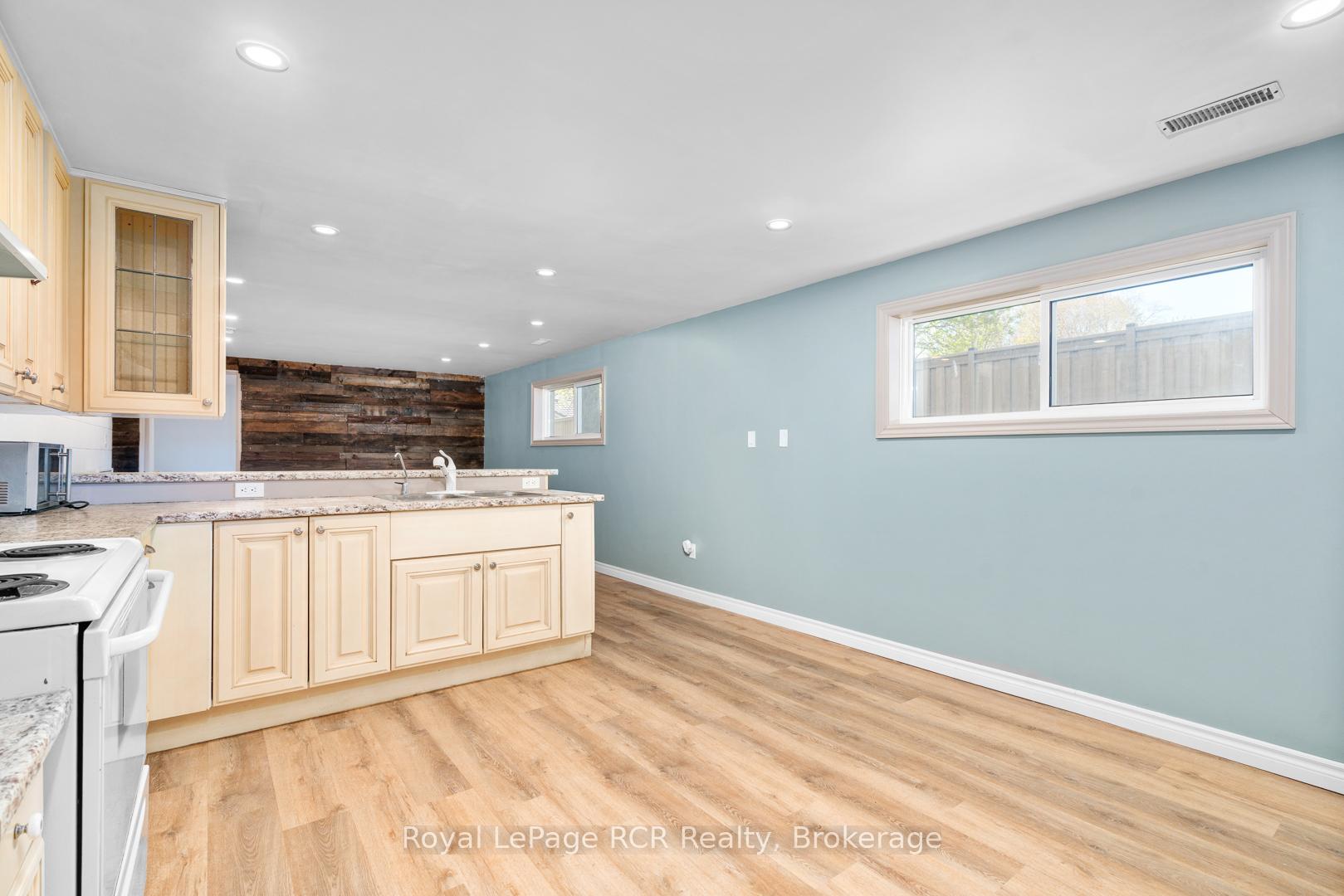 Photo 24 of 170 7th Street, Hanover — HOMEH