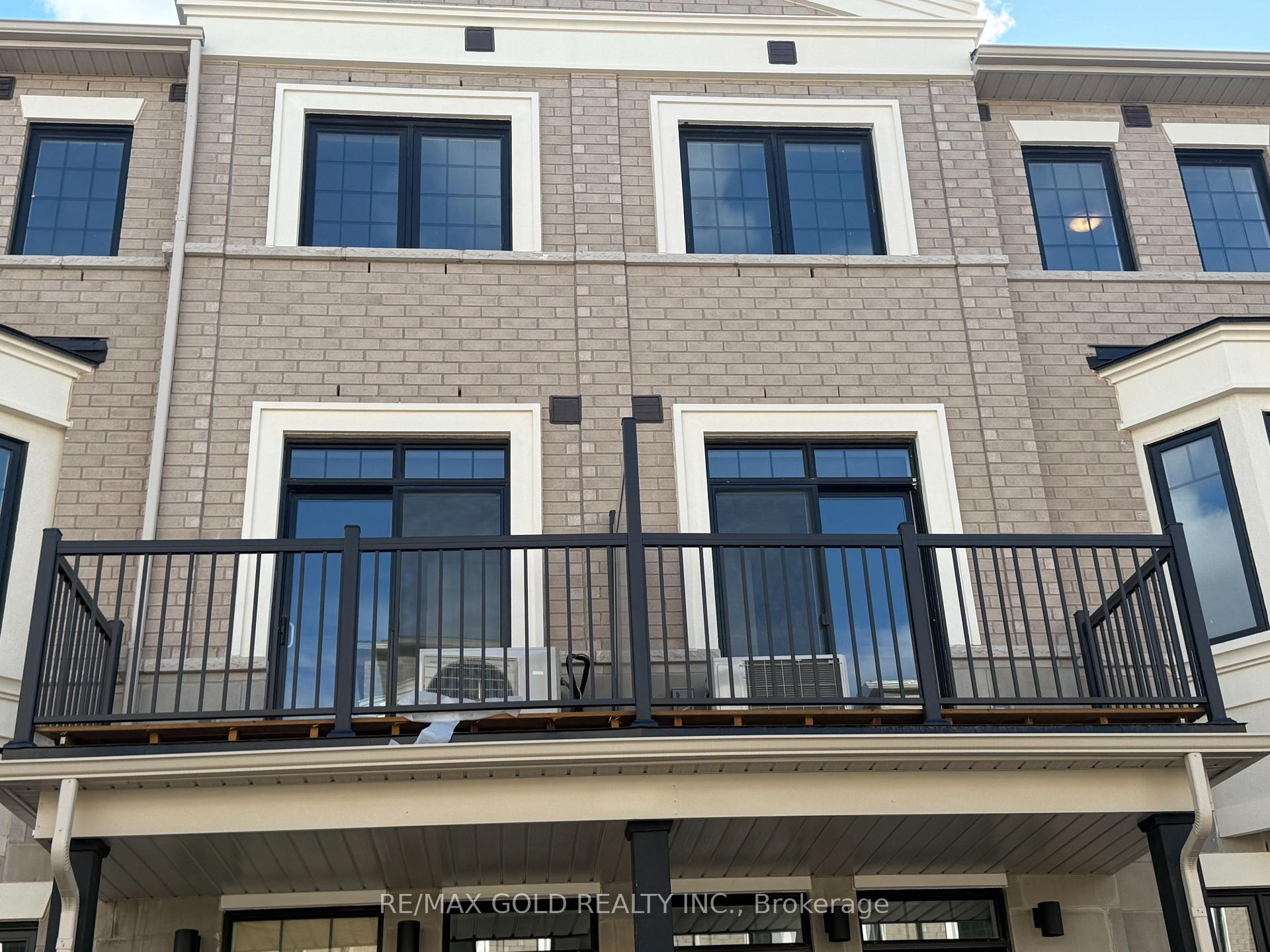 Photo 5 of Unit 33, 4370 Ebenezer Road N, Brampton, Bram East — HOMEH