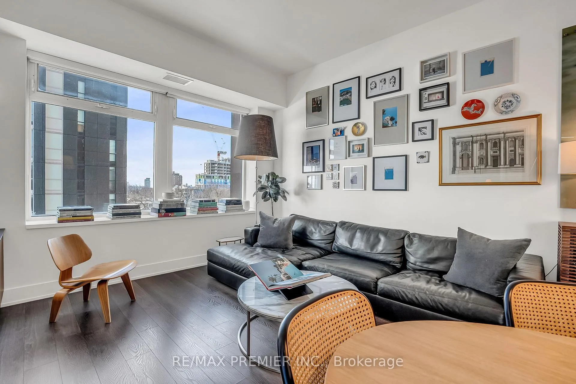 Photo 13 of Unit 607, 111 St. Clair Avenue W, Toronto, Yonge-St. Clair — HOMEH
