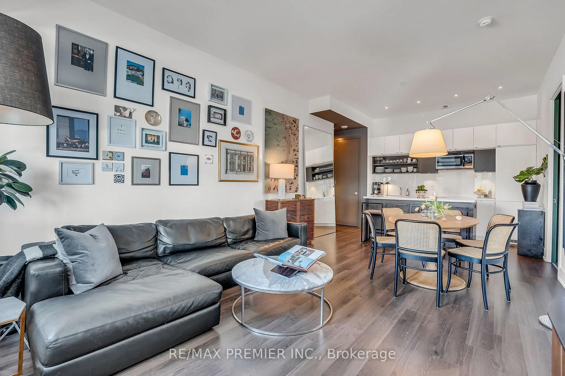 Photo 14 of Unit 607, 111 St. Clair Avenue W, Toronto, Yonge-St. Clair — HOMEH