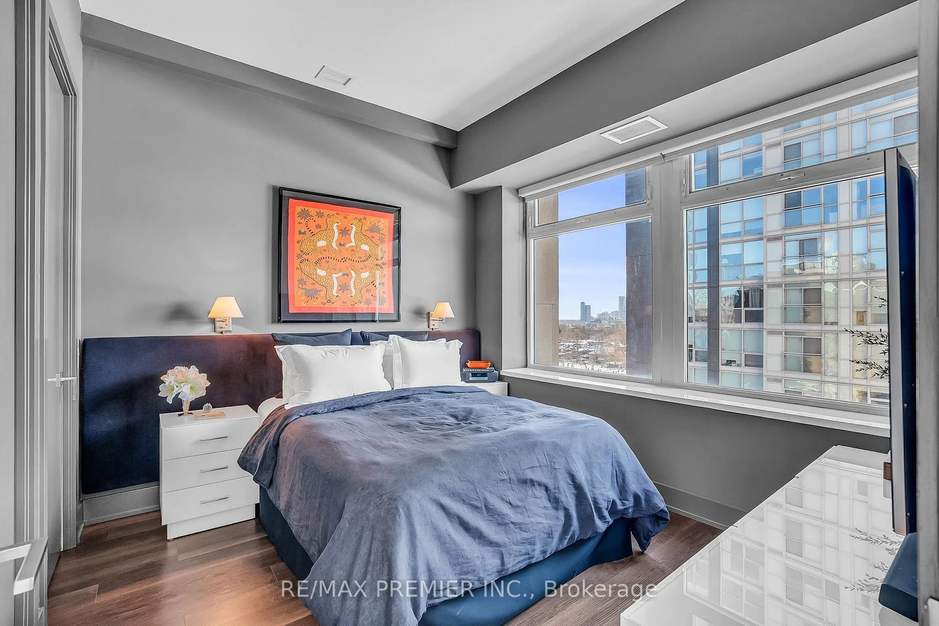 Photo 18 of Unit 607, 111 St. Clair Avenue W, Toronto, Yonge-St. Clair — HOMEH