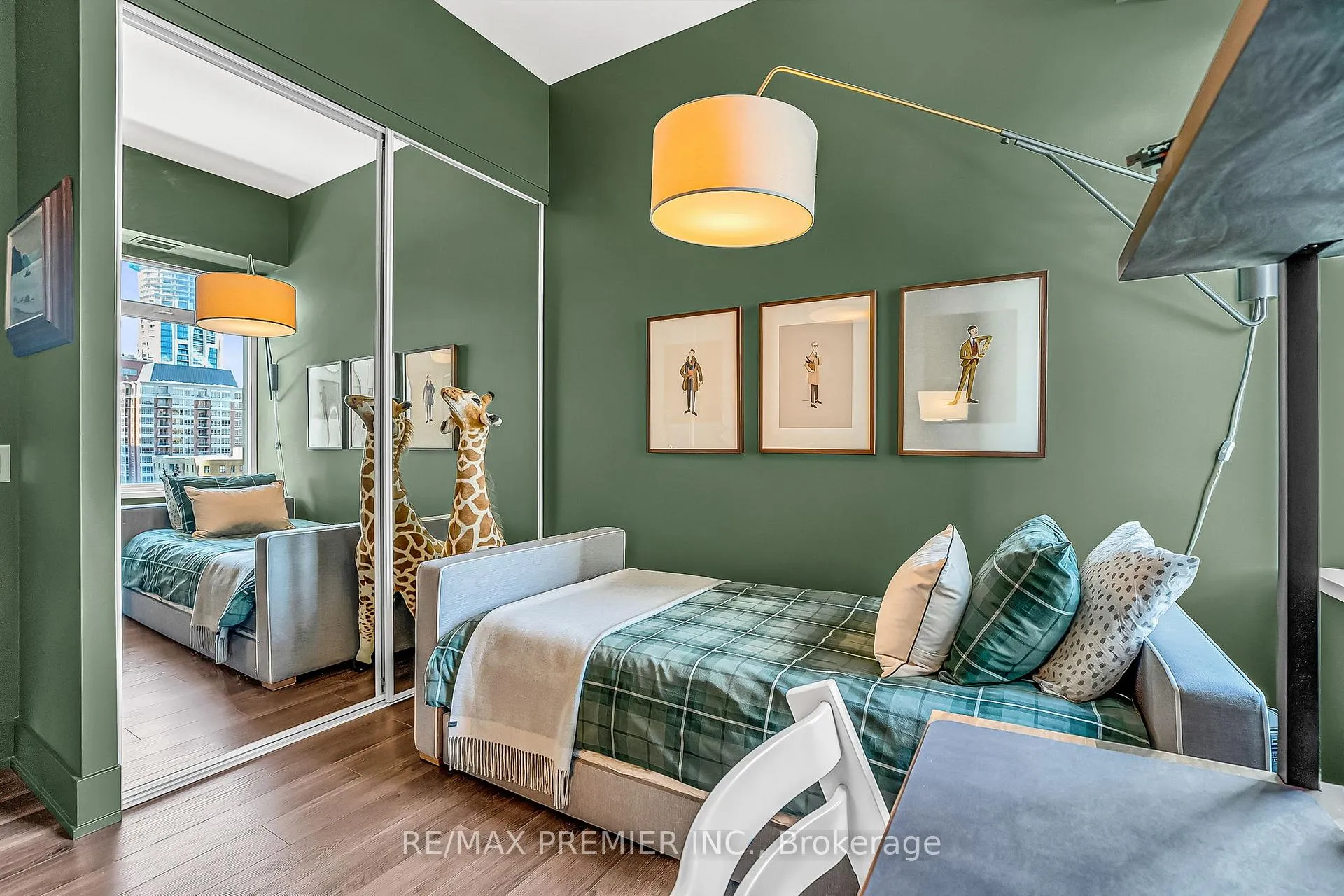 Photo 26 of Unit 607, 111 St. Clair Avenue W, Toronto, Yonge-St. Clair — HOMEH