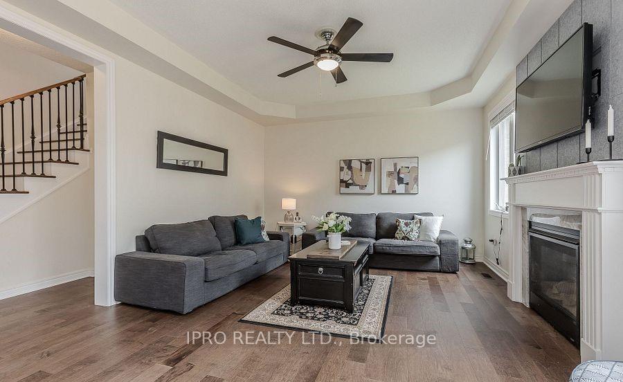 Photo 11 of 370 Humphery Street, Hamilton, Waterdown — HOMEH