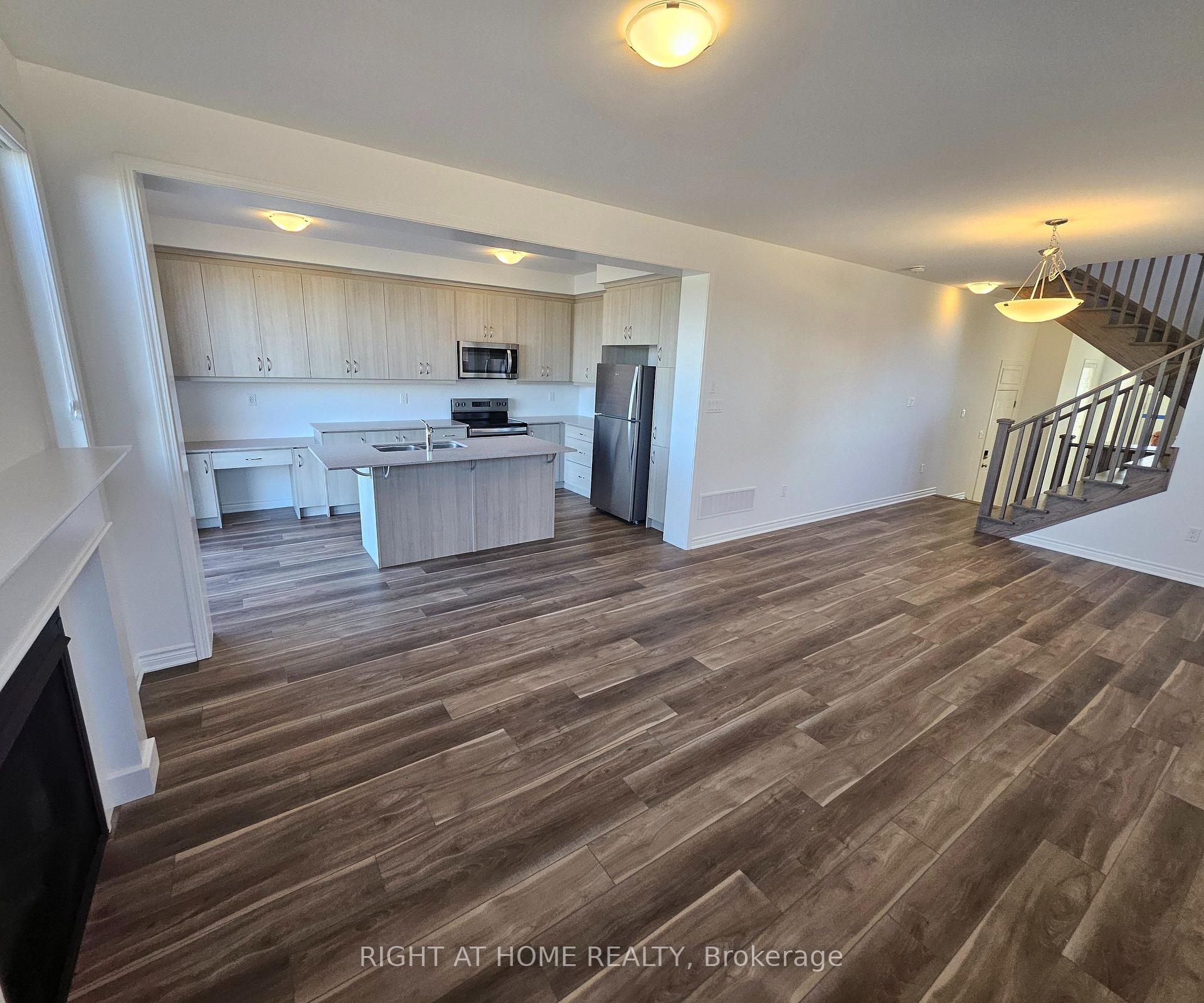 Photo 22 of 1535 Rutland Terrace, Milton, Bowes — HOMEH