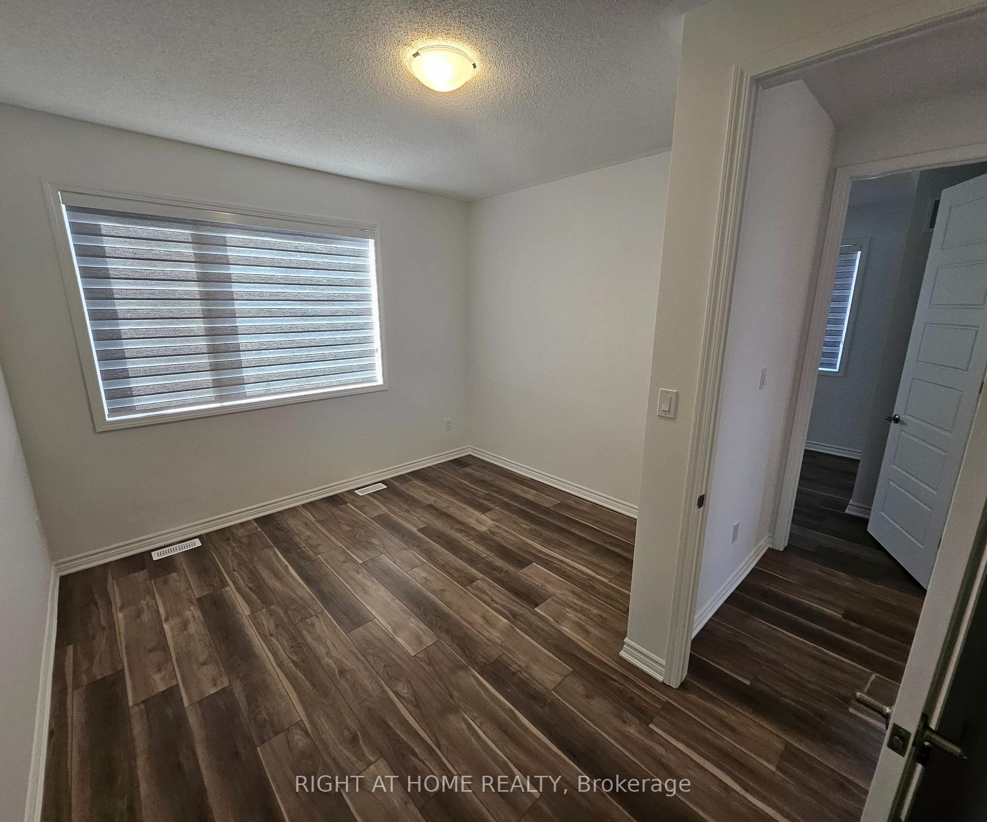 Photo 21 of 1535 Rutland Terrace, Milton, Bowes — HOMEH