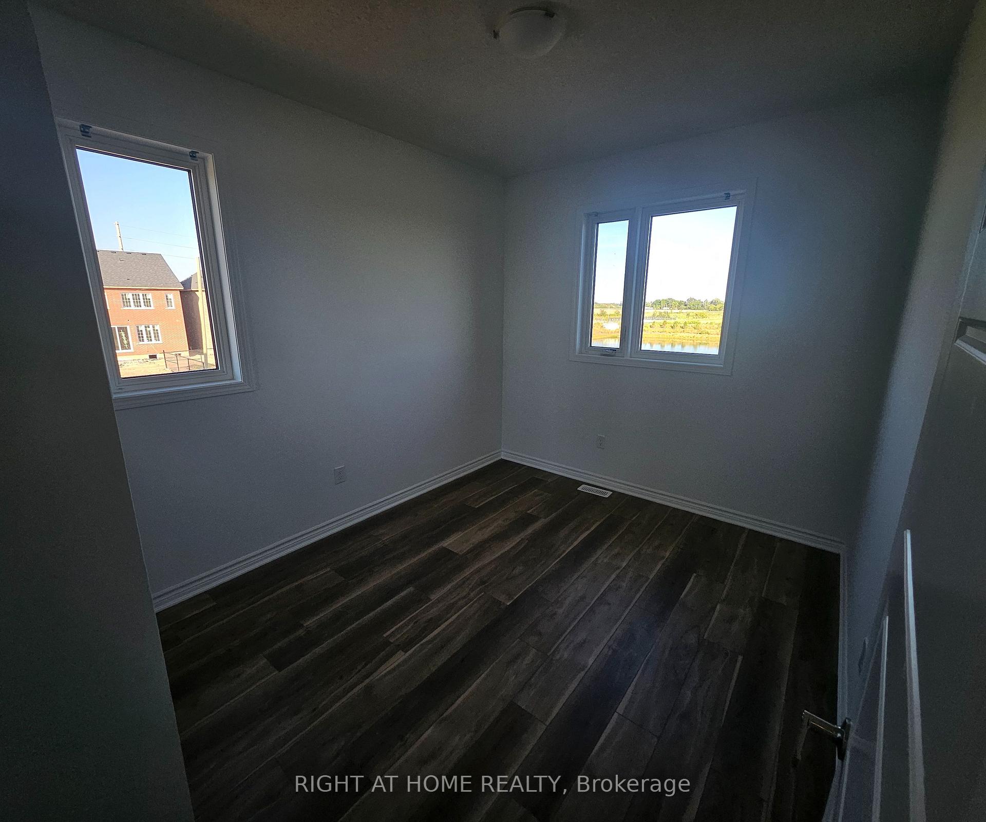 Photo 34 of 1535 Rutland Terrace, Milton, Bowes — HOMEH