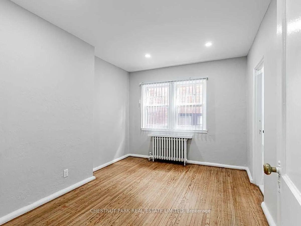 Photo 2 of Unit Main, 18 Acacia Road, Toronto, Mount Pleasant West — HOMEH