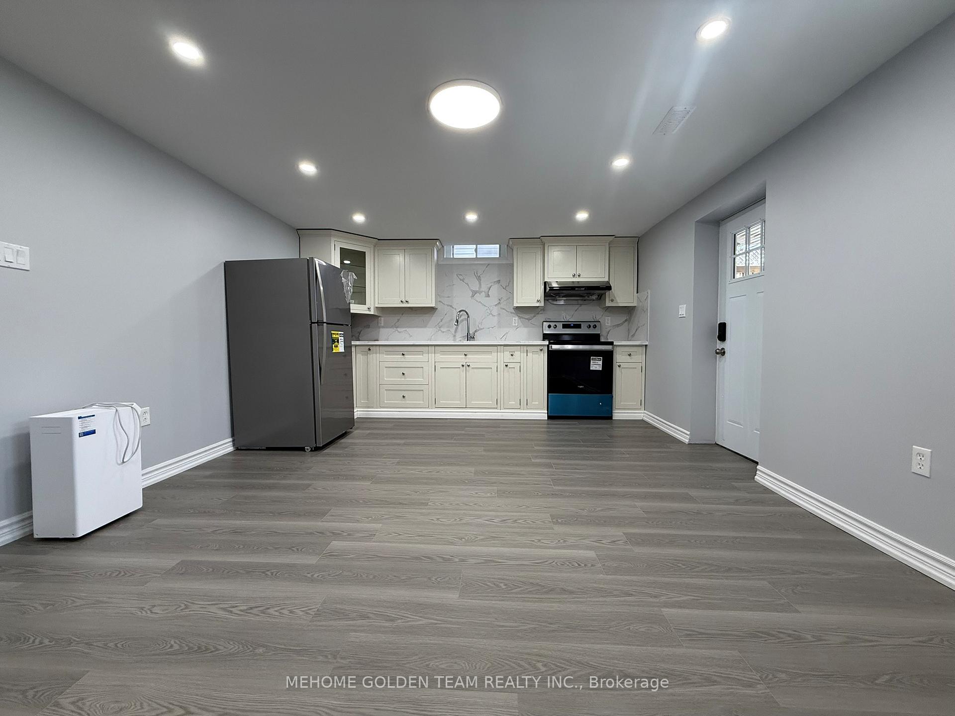 Photo 10 of Unit Bsmt, 1596 Spencely Drive, Oshawa, Taunton — HOMEH