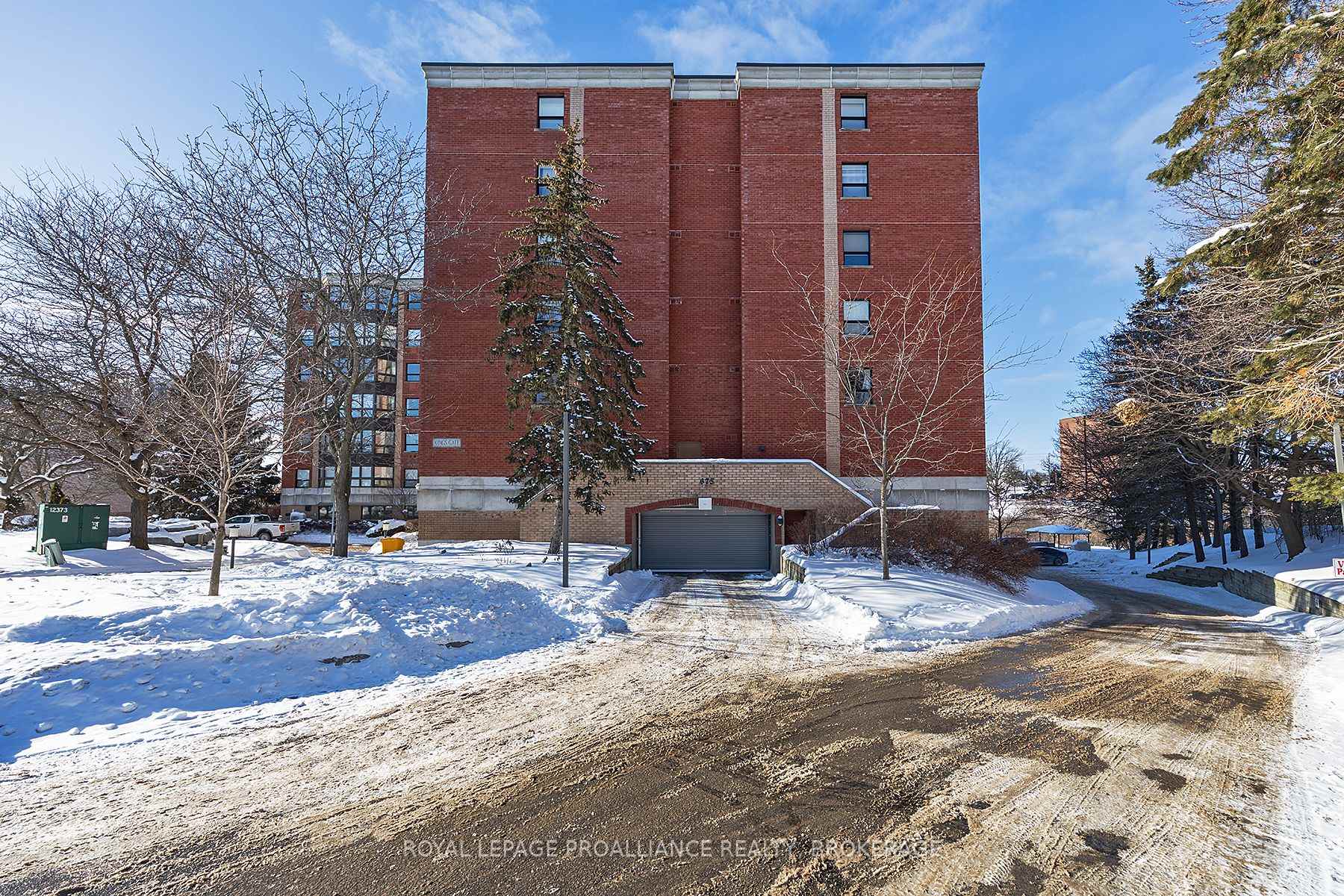 Photo 6 of Unit 702, 675 Davis Drive, Kingston, East Gardiners Rd — HOMEH