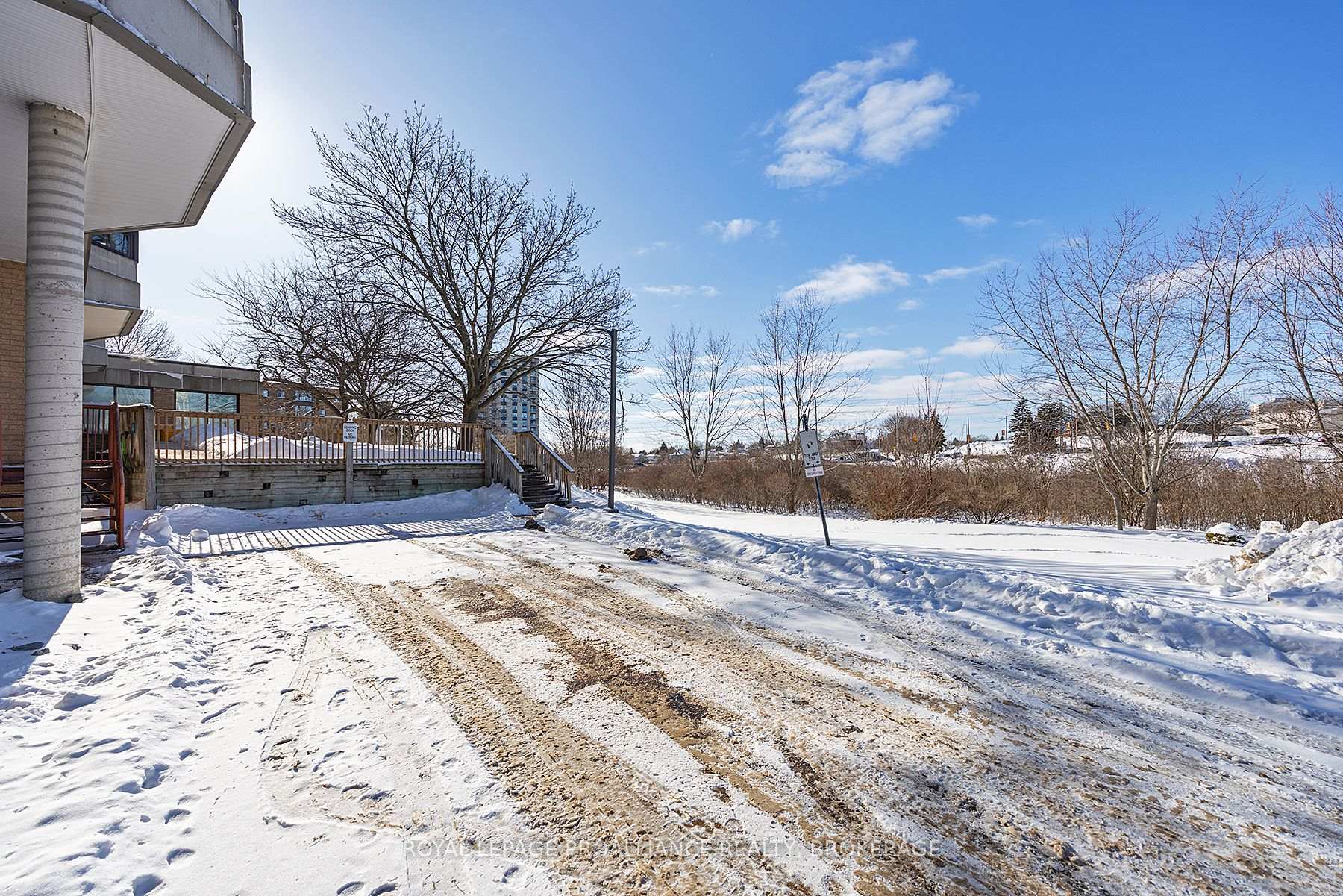 Photo 18 of Unit 702, 675 Davis Drive, Kingston, East Gardiners Rd — HOMEH