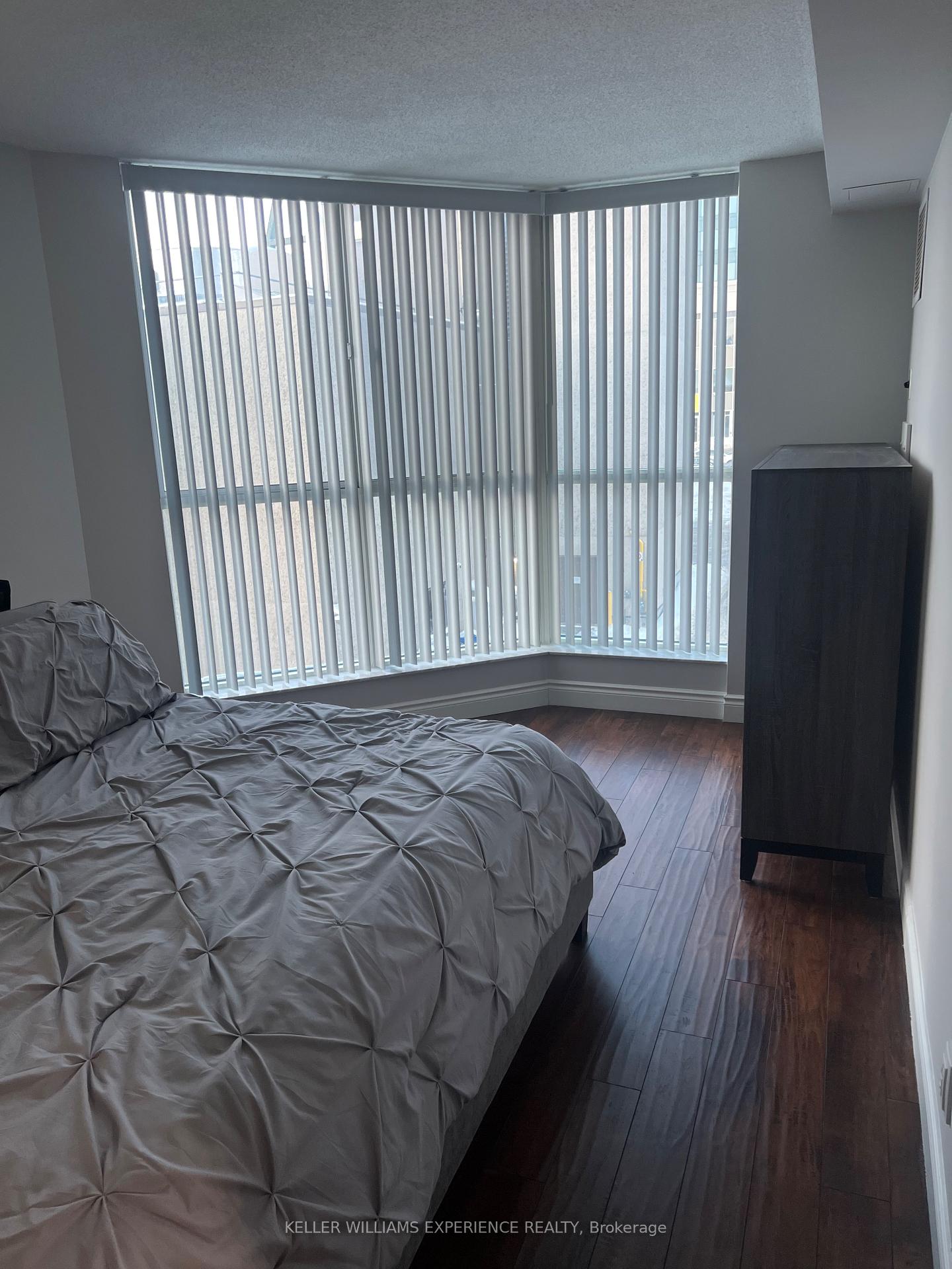 Photo 30 of Unit 401, 140 Dunlop Street E, Barrie, City Centre — HOMEH