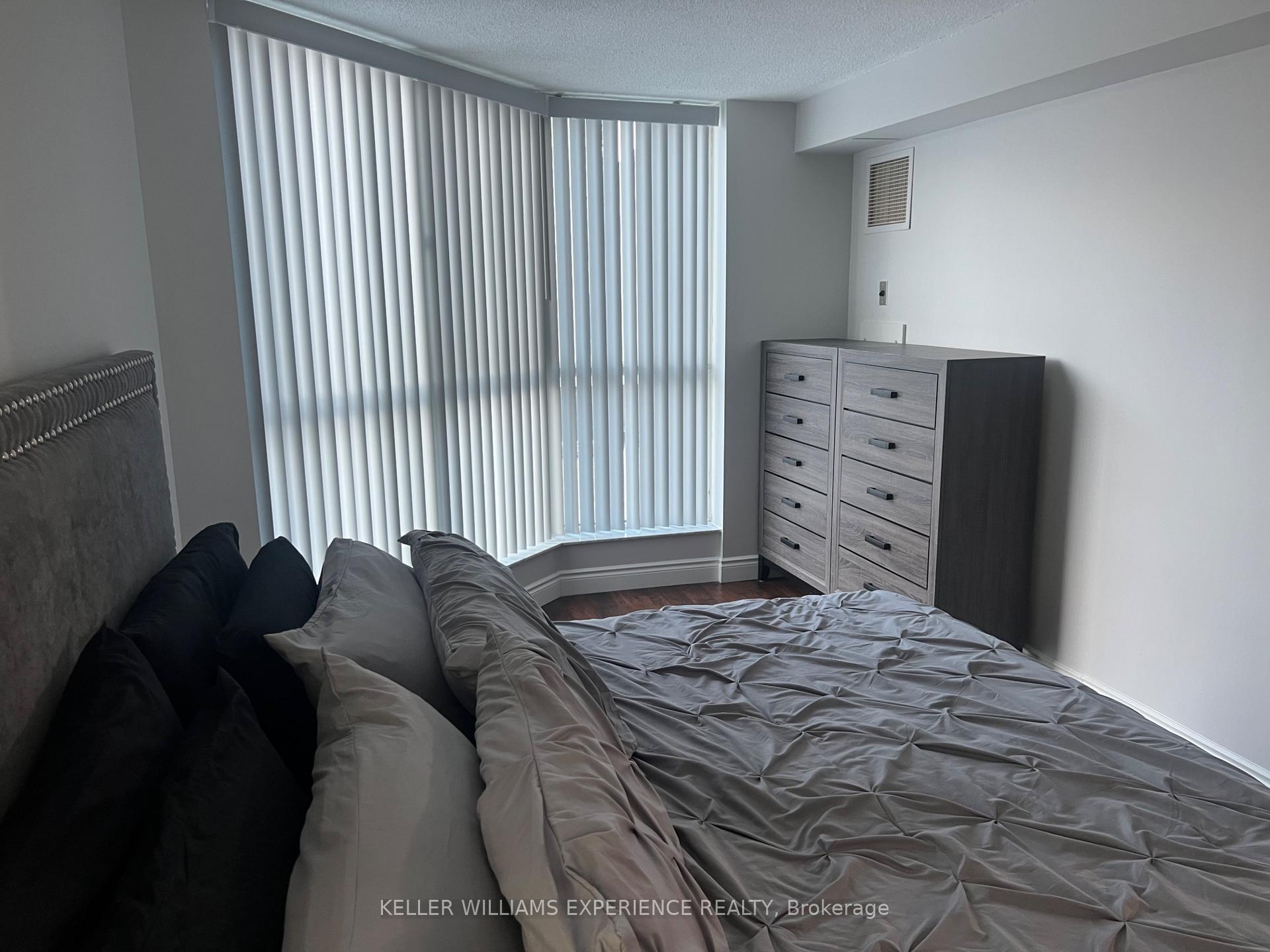 Photo 32 of Unit 401, 140 Dunlop Street E, Barrie, City Centre — HOMEH