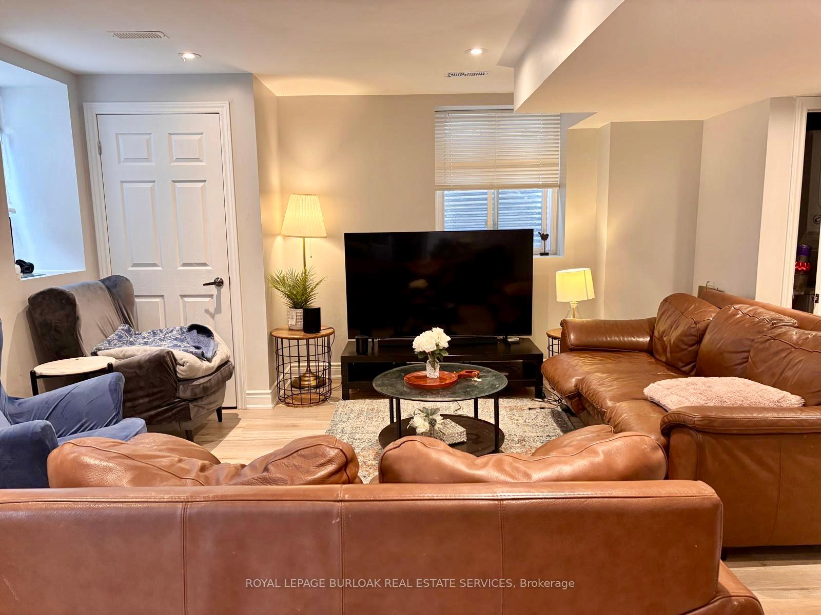 Photo 2 of Unit B, 1510 Mendelson Heights, Milton, Ford — HOMEH