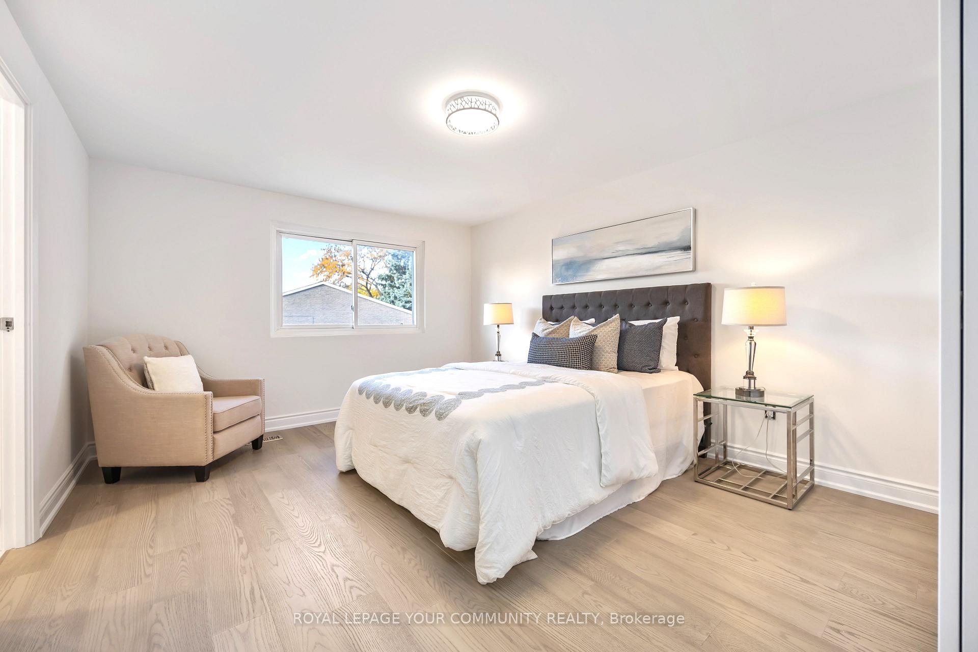 Photo 14 of 76 Knightsbridge Way, Markham, Markham Village — HOMEH