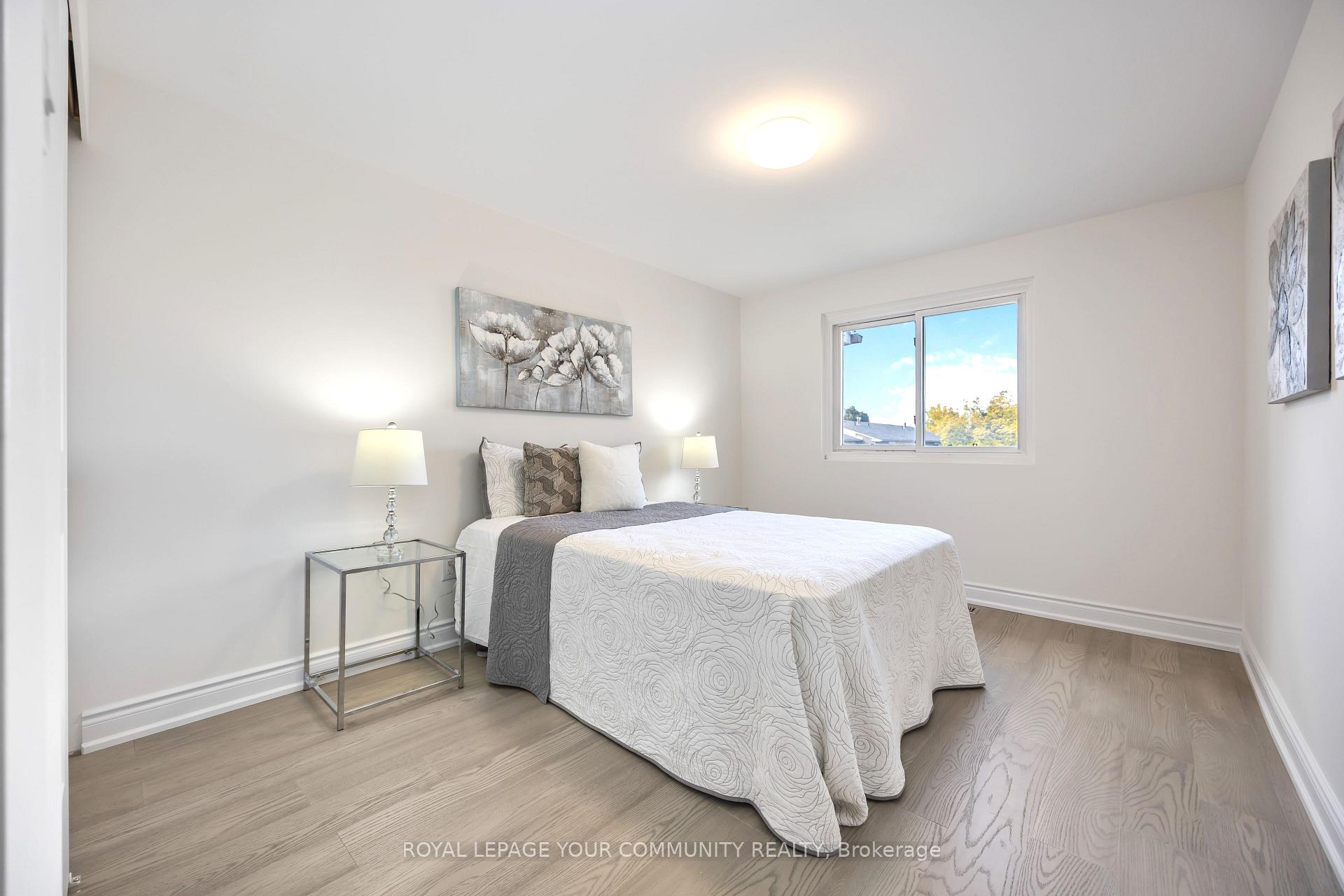 Photo 13 of 76 Knightsbridge Way, Markham, Markham Village — HOMEH